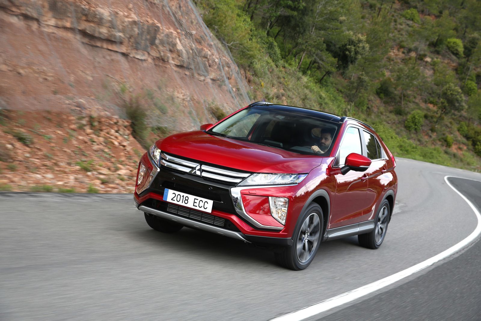 Al volante del nuevo Mitsubishi Eclipse Cross 2017