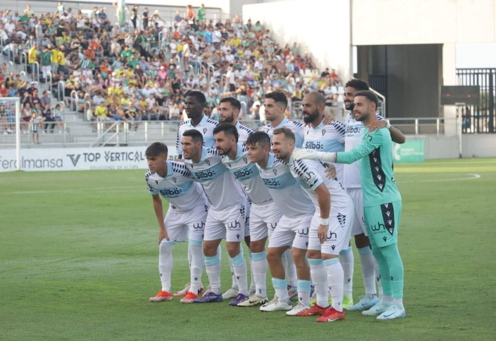 Las imágenes del Cádiz- Betis en el Ciudad de La Línea