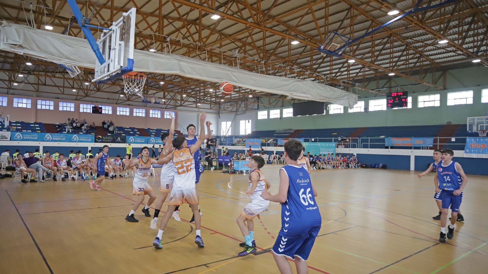 Tercera jornada del campeonato de Andalucía de Baloncesto infantil masculino en La Línea