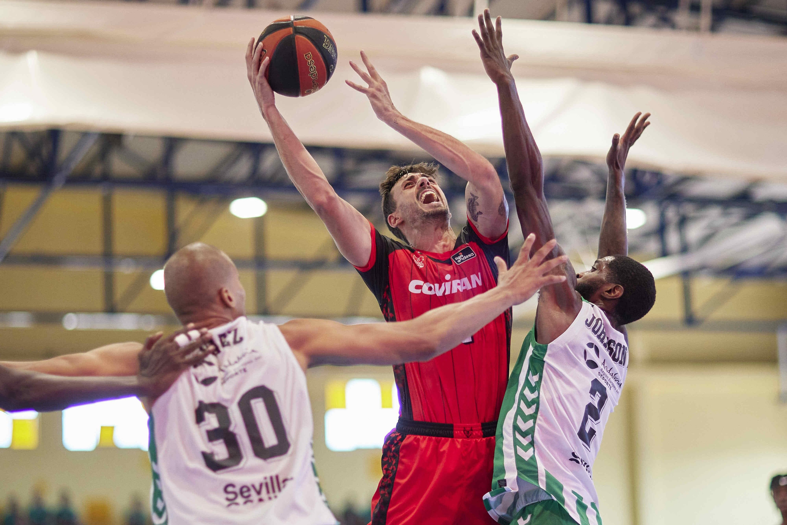 El Covirán Granada-Real Betis, en imágenes