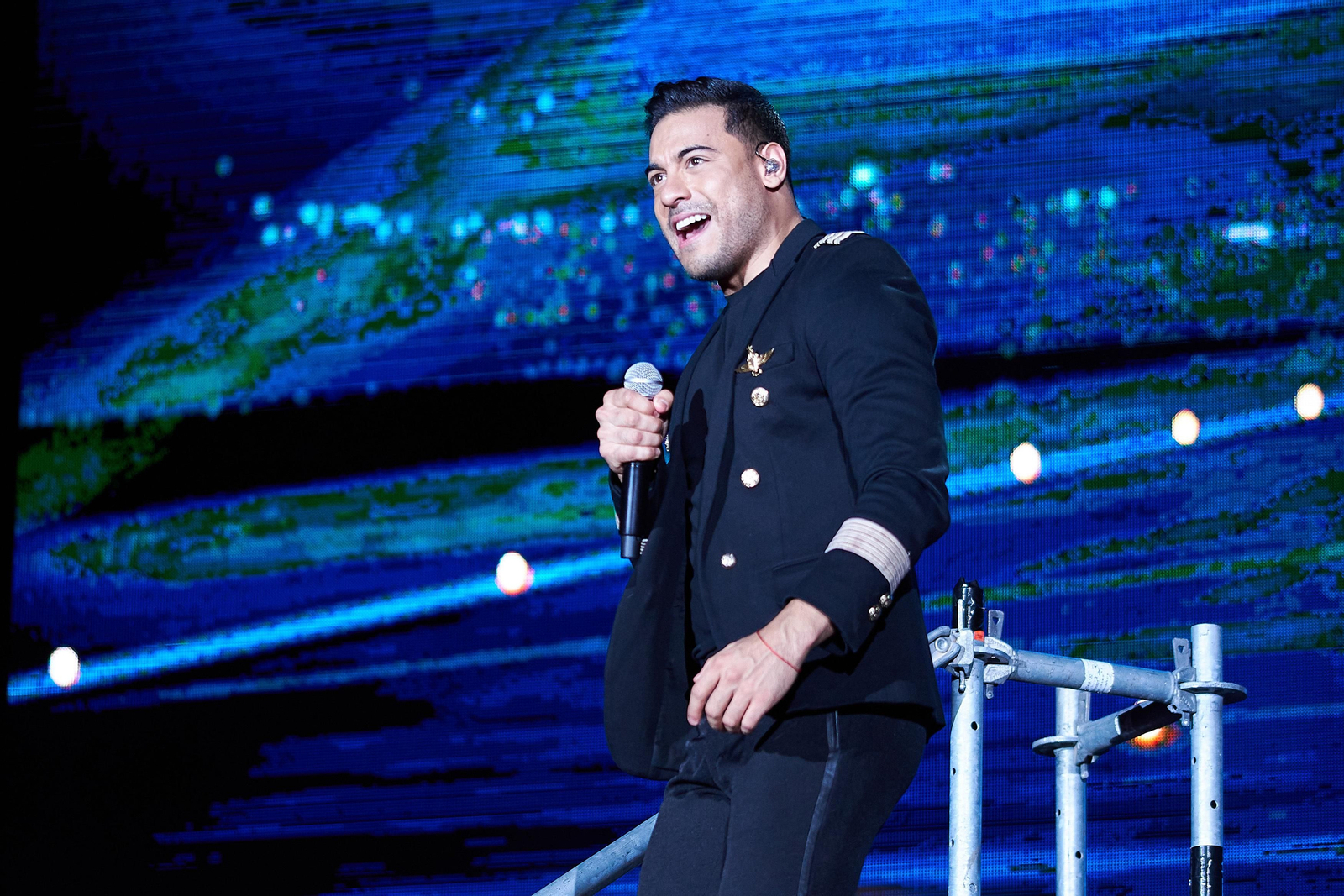 Las fotos del concierto de Carlos Rivera en La Maestranza de Sevilla