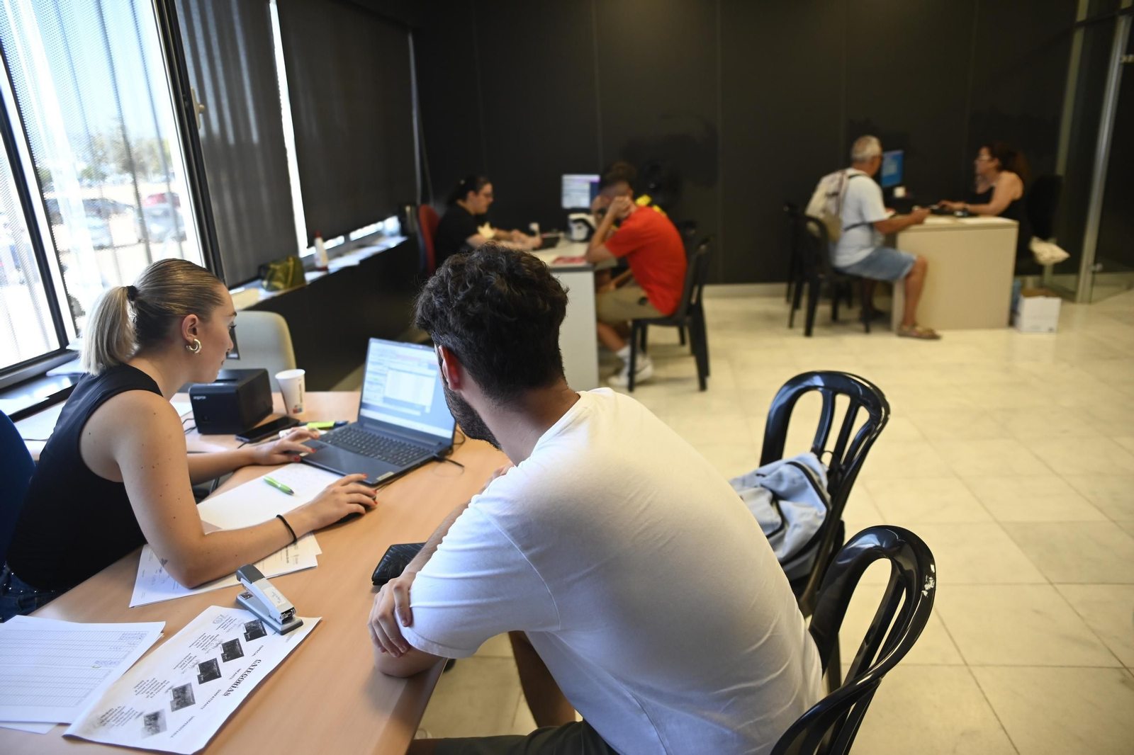 Vuelven las colas a El Arcángel: El Córdoba CF inicia la fase de nuevas altas en su campaña de abonos