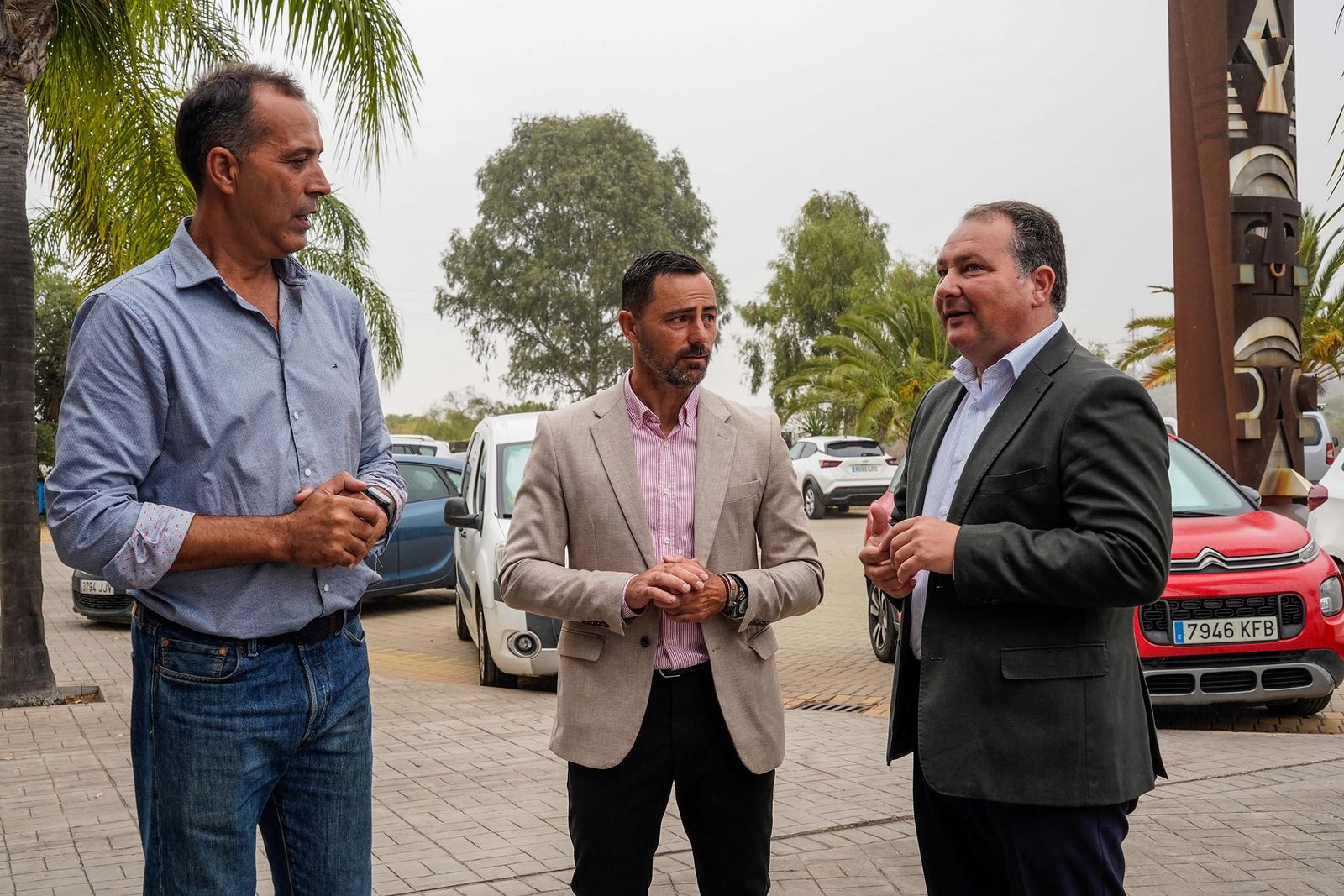 Imágenes de la visita guiada para dar a conocer las reformas realizadas en el Muelle de las Carabelas y su entorno
