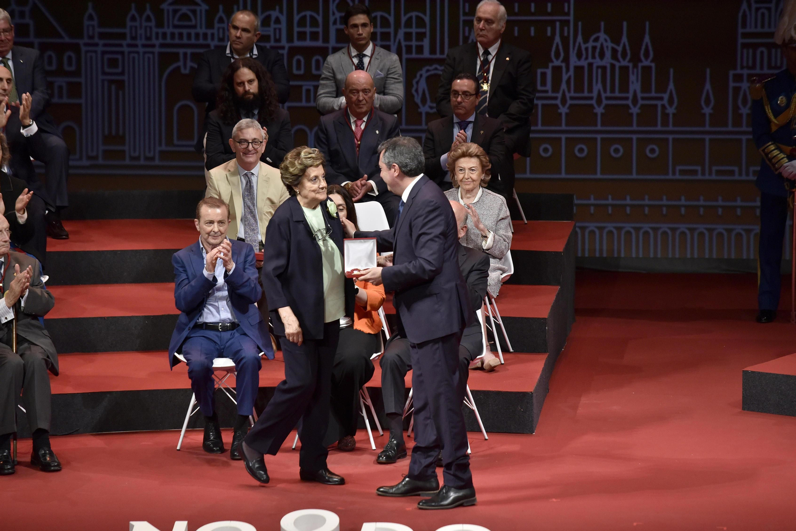 Las imágenes de la entrega de las Medallas de la Ciudad de Sevilla