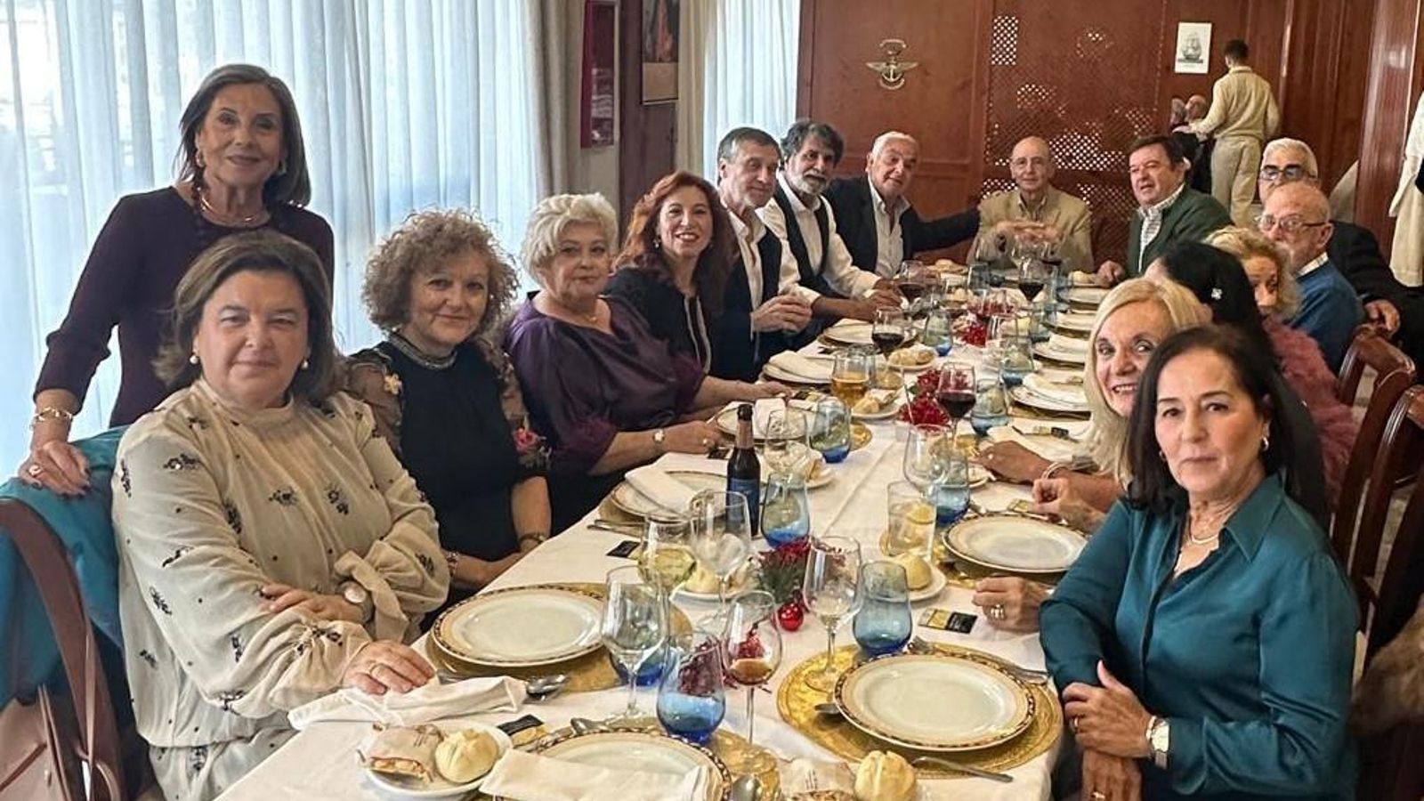 Alberto Salas, Aurora Sánchez, José Vela, Lola Rajado, Maribel Bellido, Pilar Calero, Rafael Collado, Manuela Moreno y Fernando Parra, entre otros.