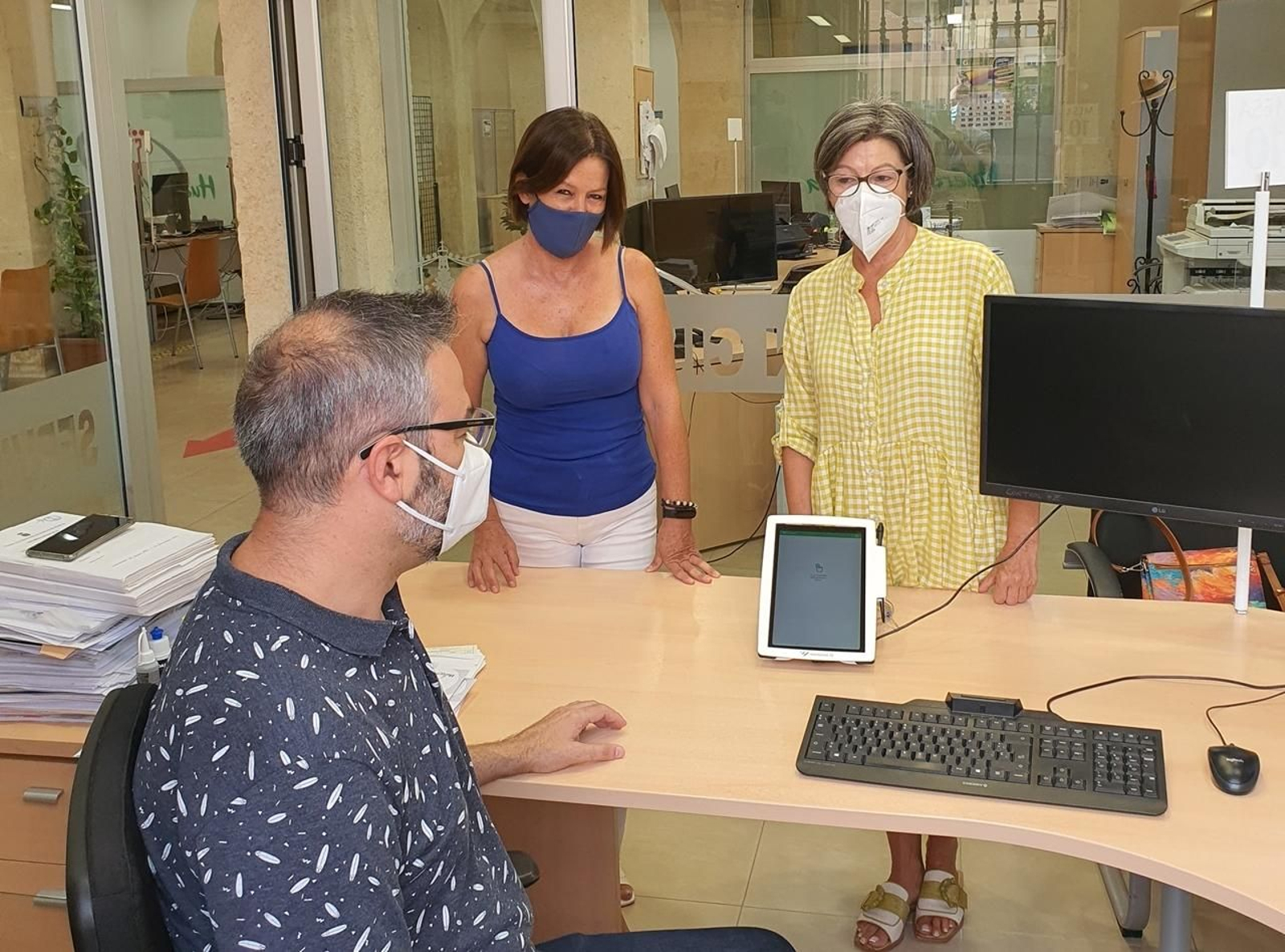 Huércal avanza en su camino hacia la digitalización con la firma biométrica en sus trámites administrativos