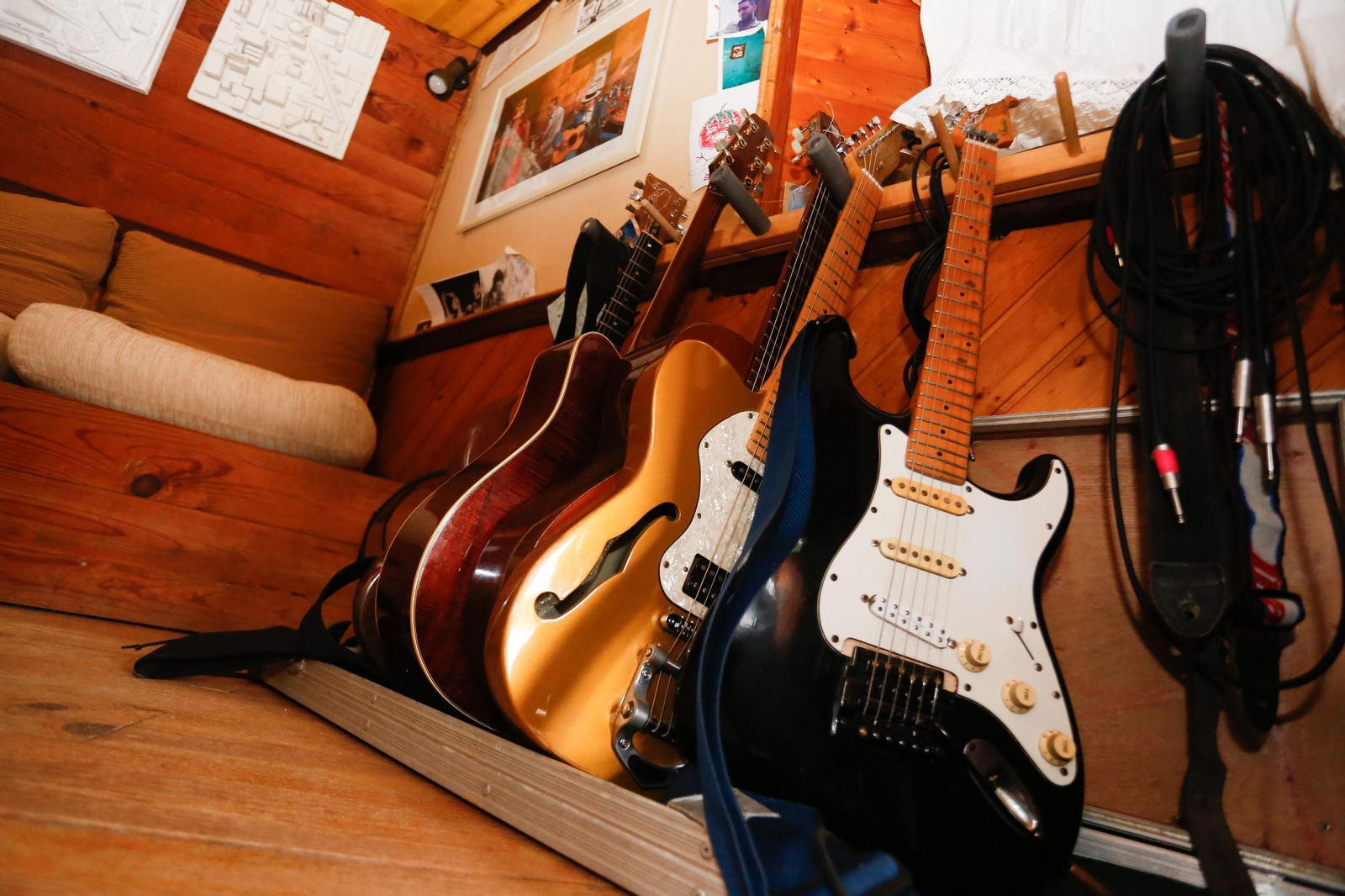 Punta Paloma, el estudio perdido en Tarifa donde graban los músicos famosos, en imágenes