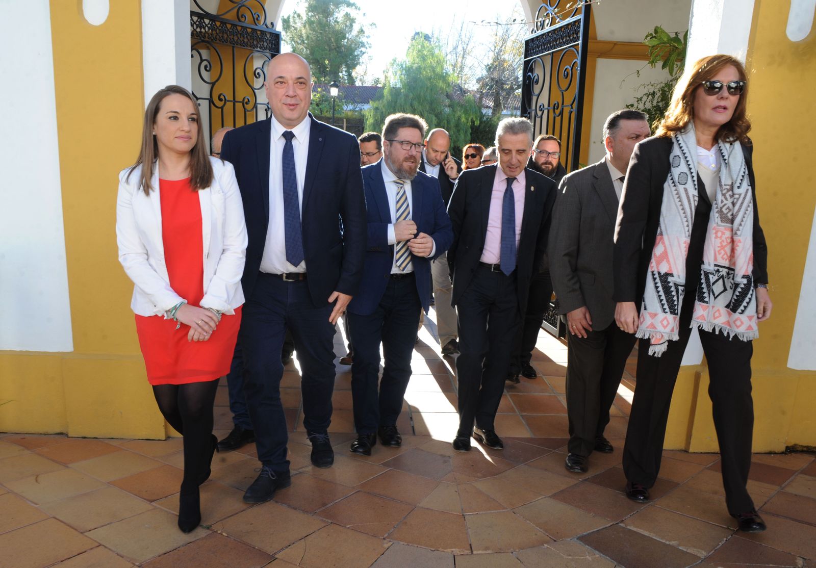 Sánchez Haro con instituciones cordobesas, durante una reunión con los GDR el pasado diciembre en Lucena.