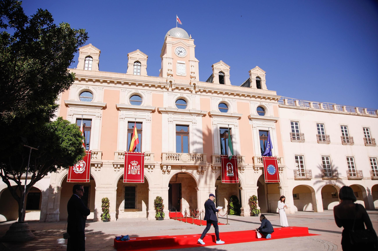 Imágemes de la casa consistorial de Almería
