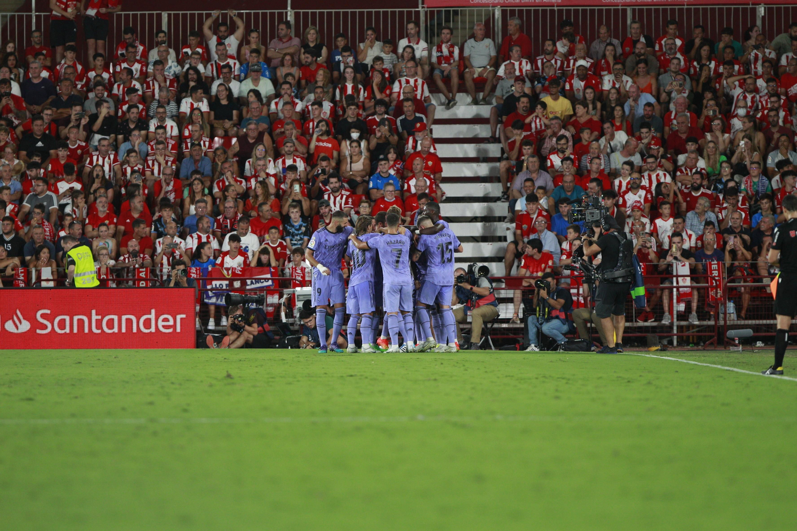 Imágenes del partido U.D. Almería-Real Madrid C.F. de la Liga Santander