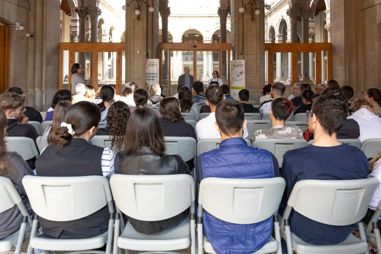 Inauguración de Degusta Jaén Frutos Secos, en imágenes