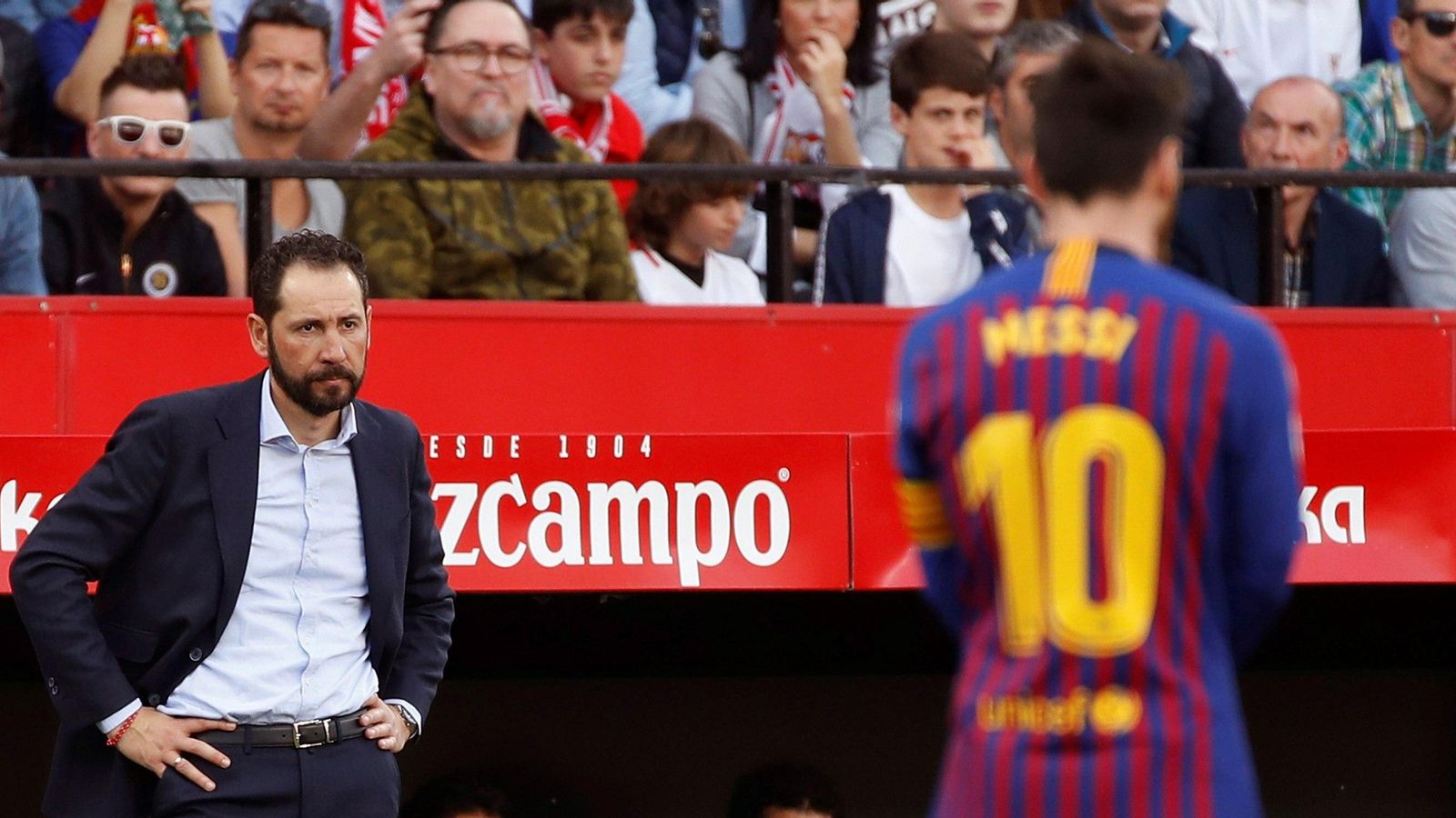 Machín, con Messi en el partido del pasado sábado.
