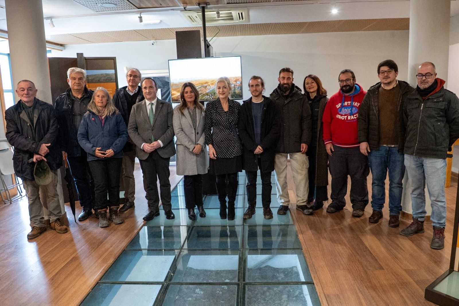 Visita a Cástulo de la consejera.