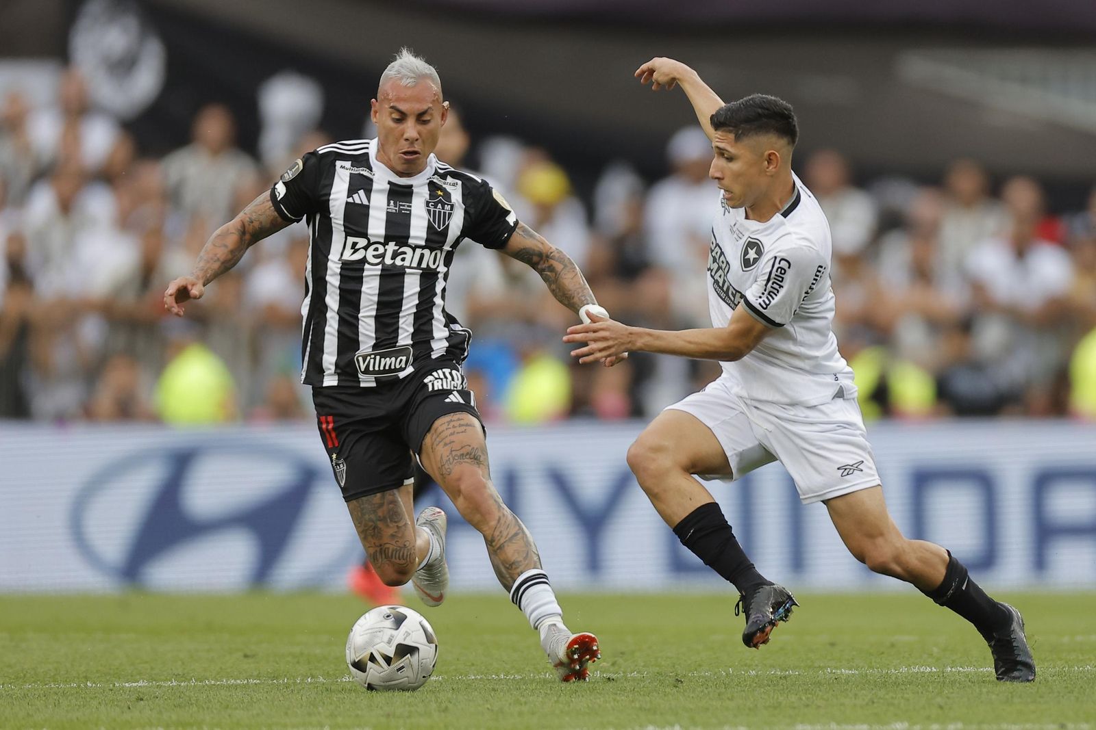 Las fotos de una final de la Libertadores histórica; Botafogo, campeón con 10, ante Atlético Mineiro