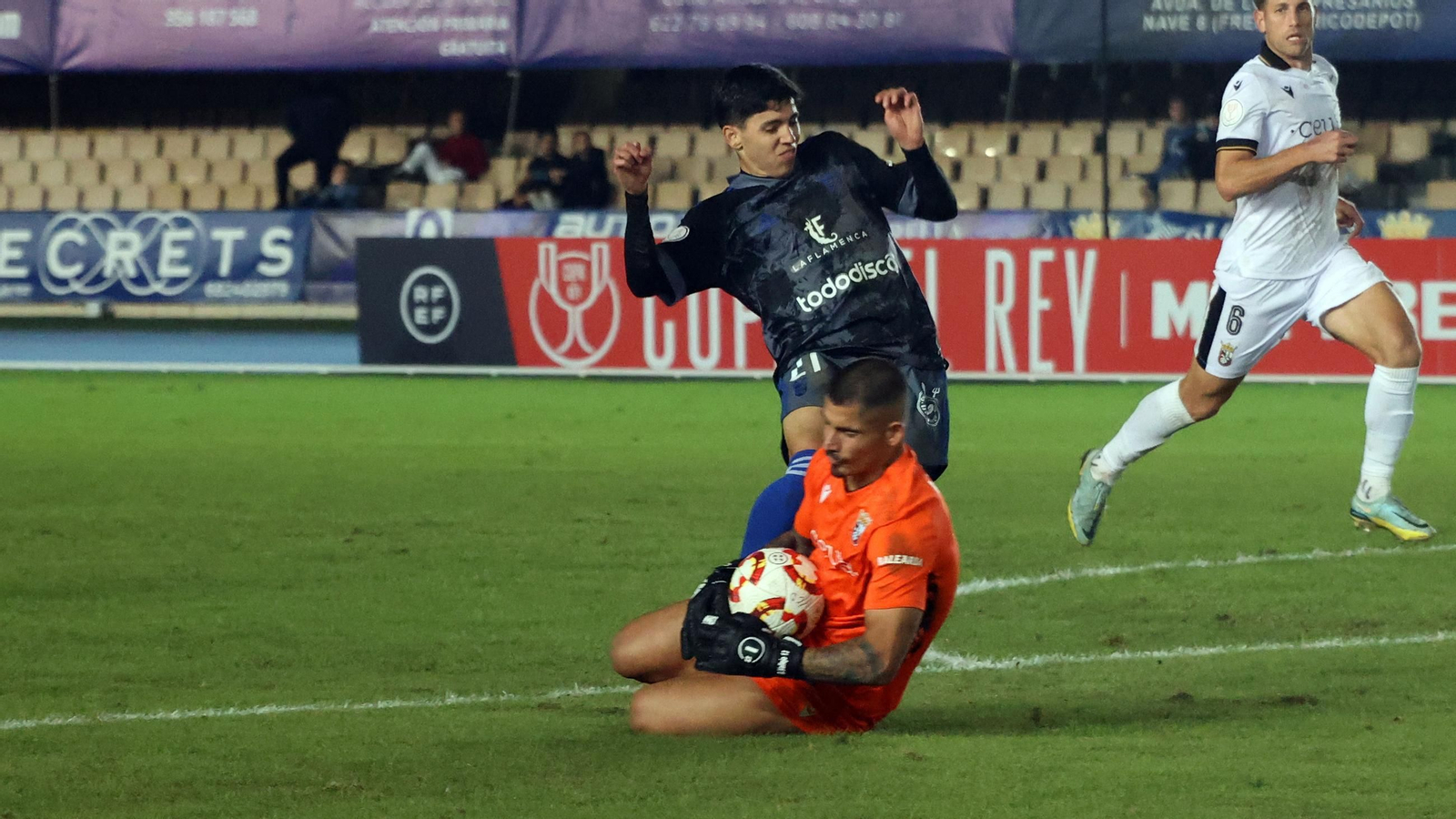 Imágenes de la eliminatoria de Copa del Rey entre el Xerez CD y el AD Ceuta FC en Chapín