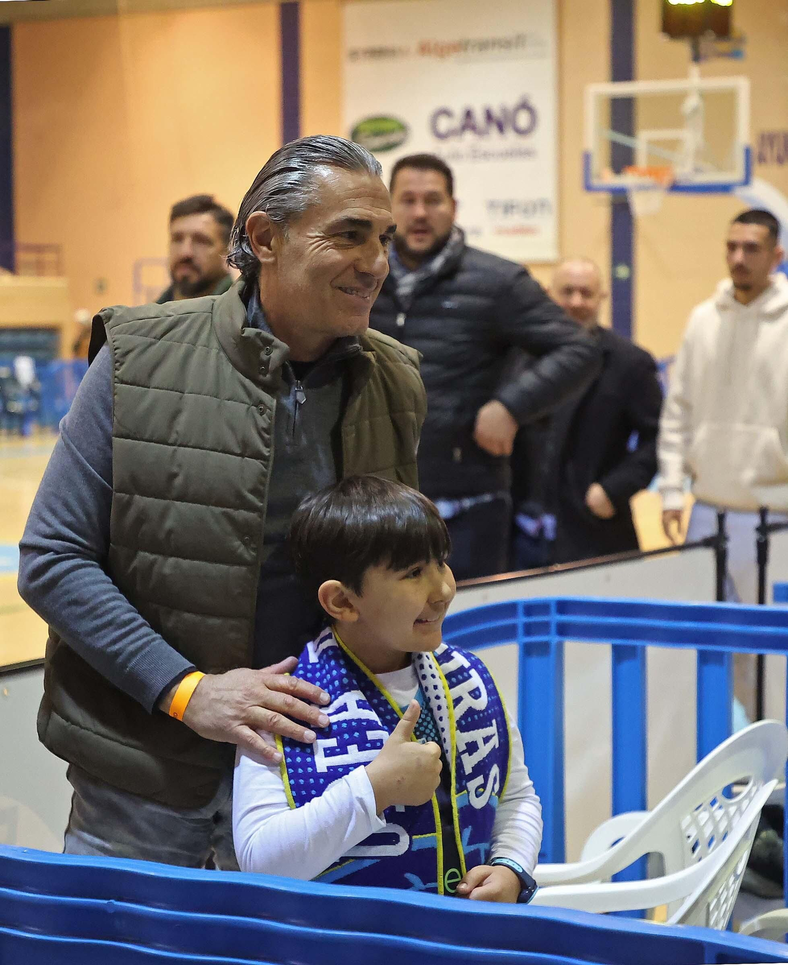 Las mejores fotos del Udea - Huesca, con Scariolo como espectador en el Doctor Juan Carlos Mateo
