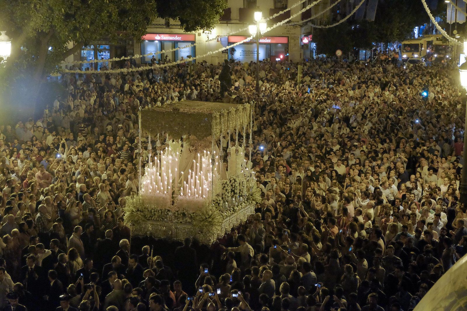 Traslado de la Virgen de la Salud de San Gonzalo a la Catedral para su coronación