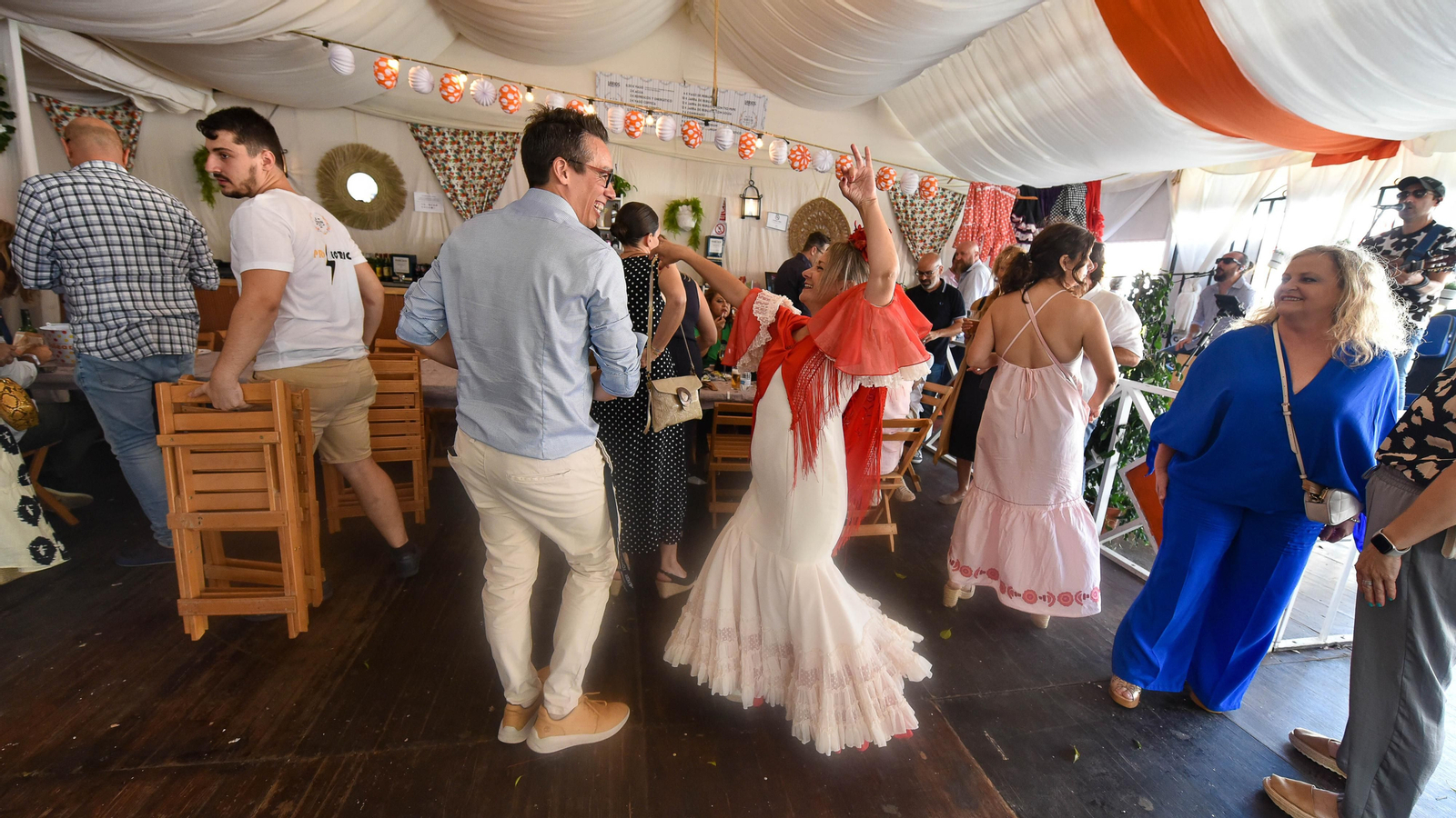 Fotos del ambiente en el viernes de la Feria Real de Algeciras