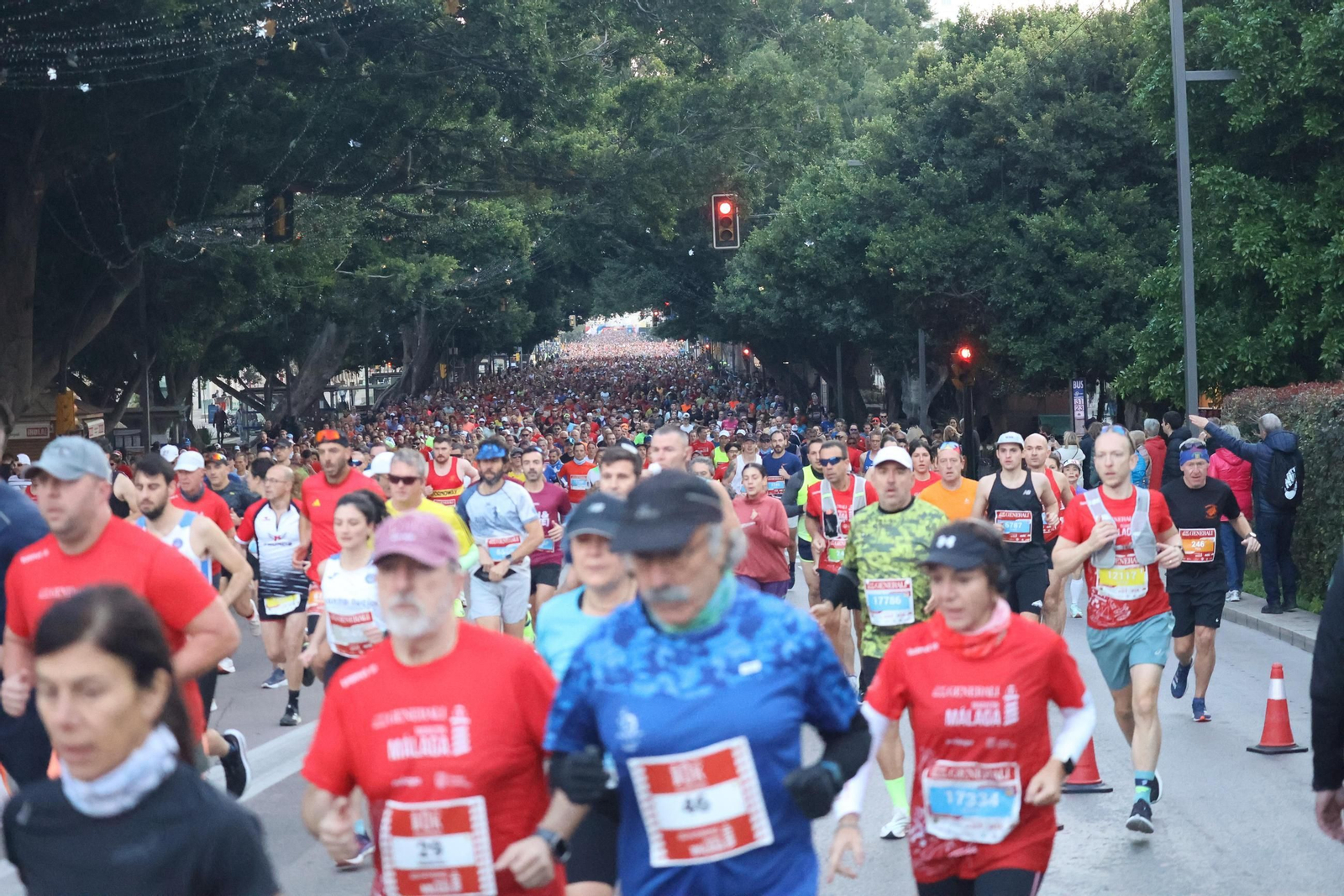 Las mejores fotos de la Maratón de Málaga 2024