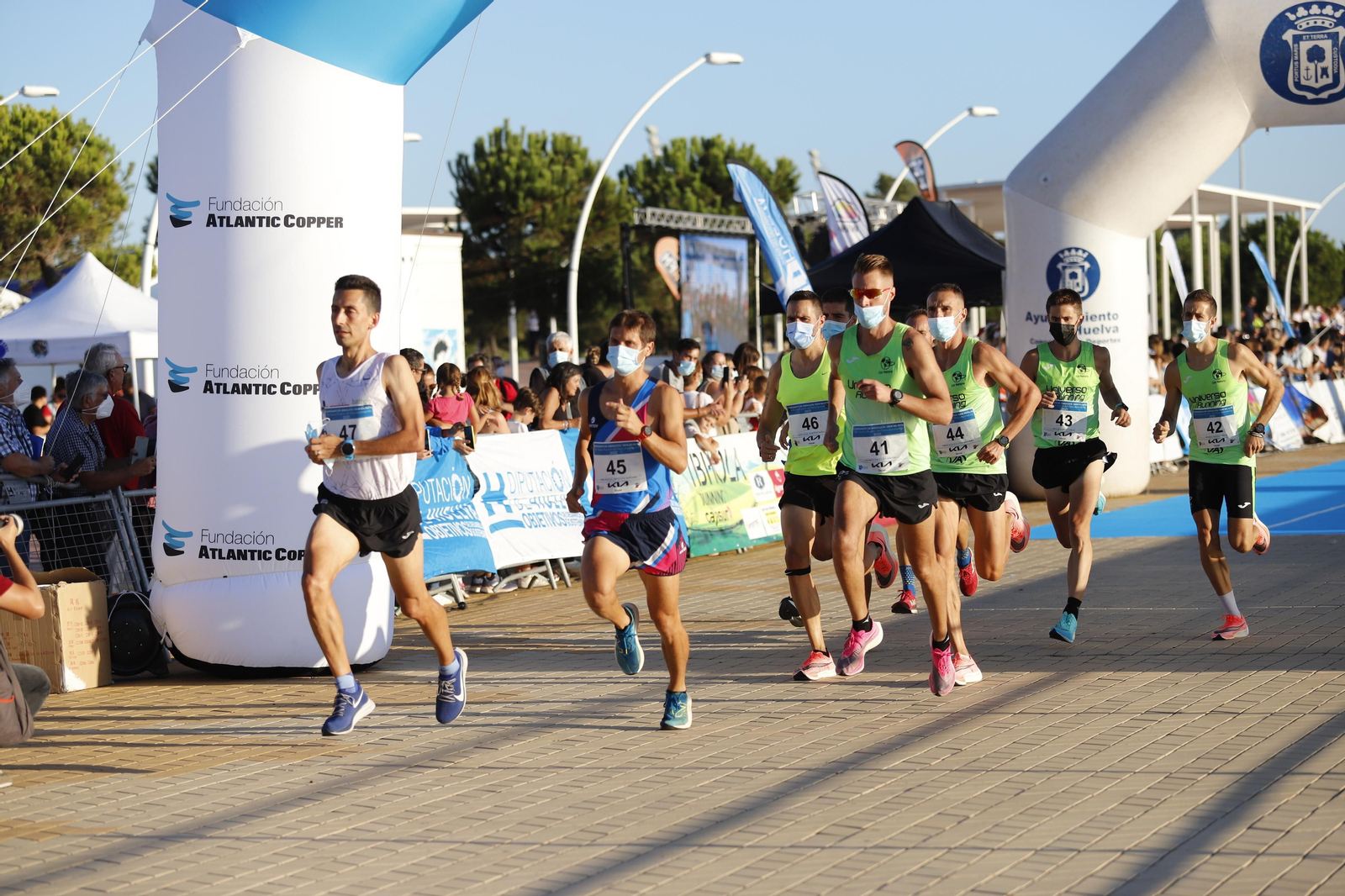 Imágenes de la carrera 10K Huelva Puerta del Descubrimiento