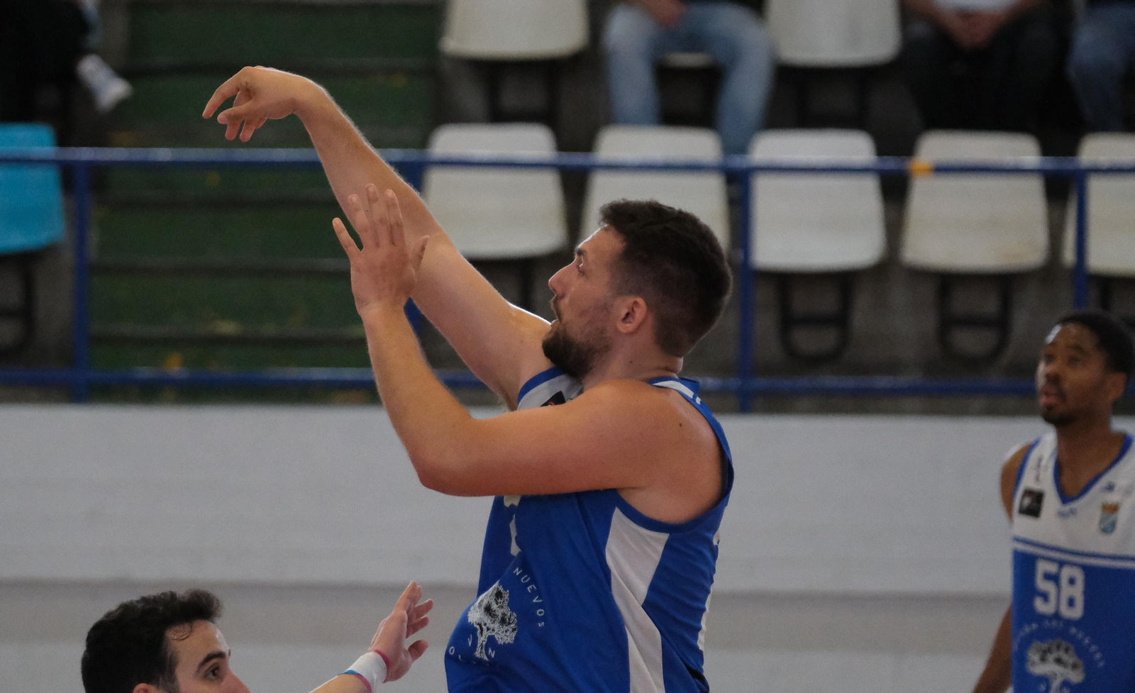 Los azulinos, a por un nuevo triunfo para optar a la octava plaza.