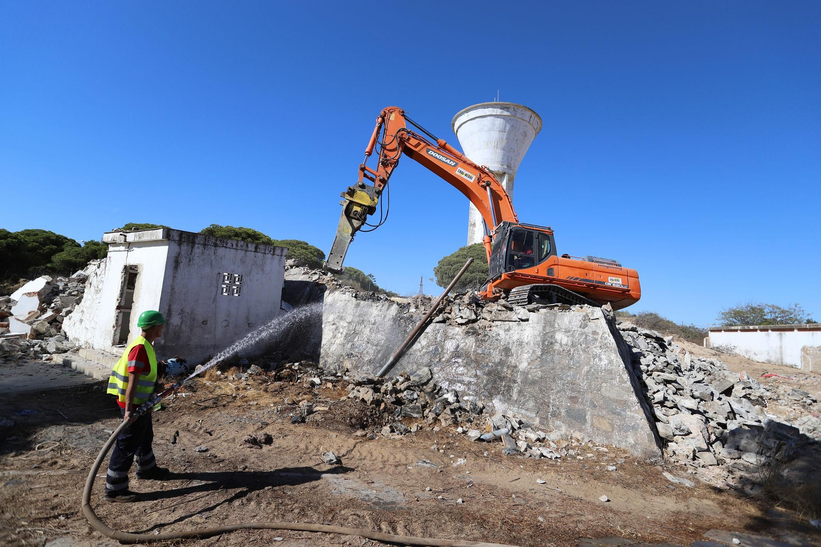 Inicio de las obras para la construcción de las dos torres en Punta Umbría