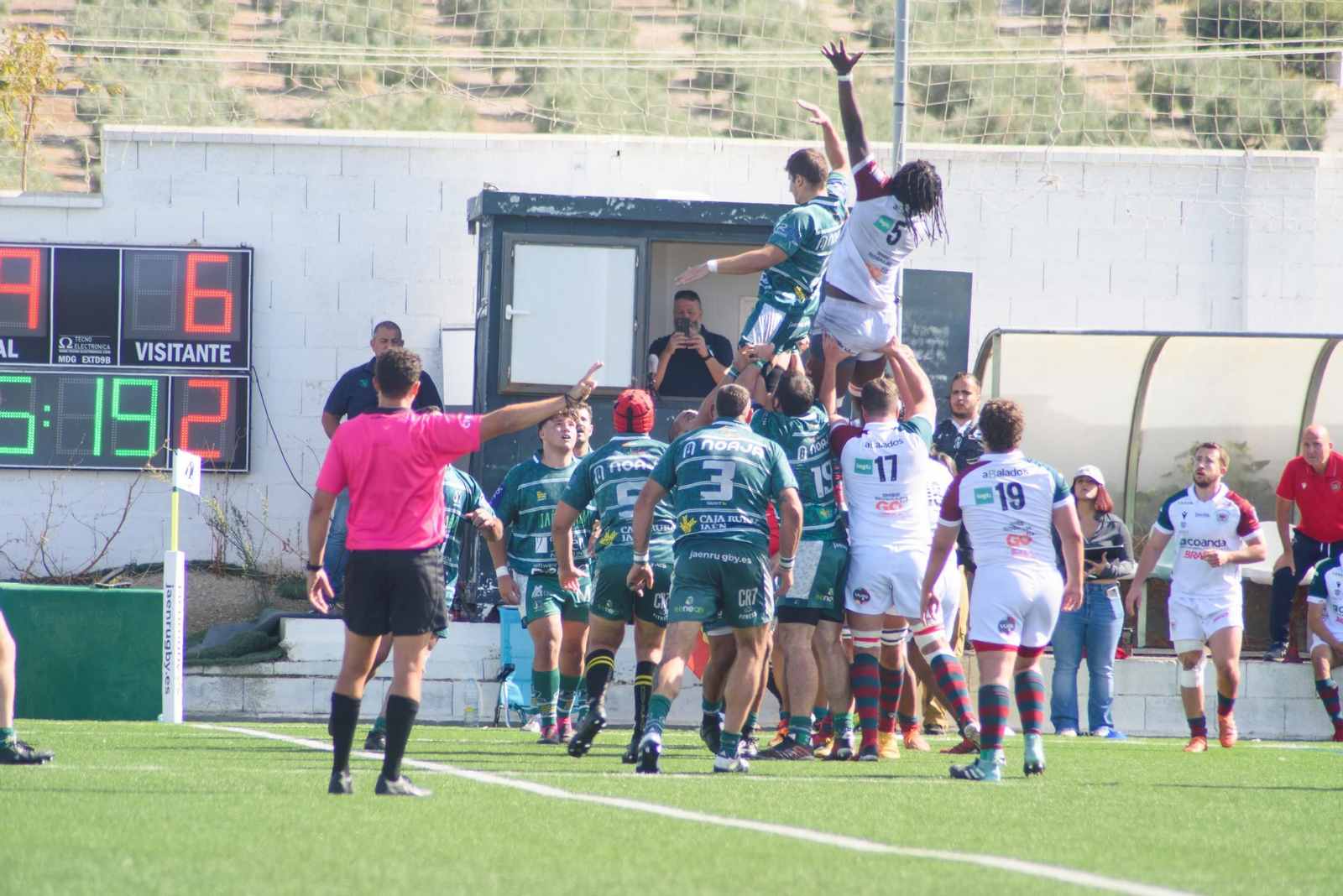Jaén Rugby hizo valer su mayor intensidad para llevarse el triunfo.