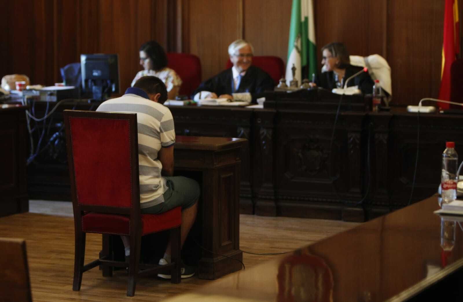 El acusado del doble parricidio de Arahal ante el tribunal del jurado