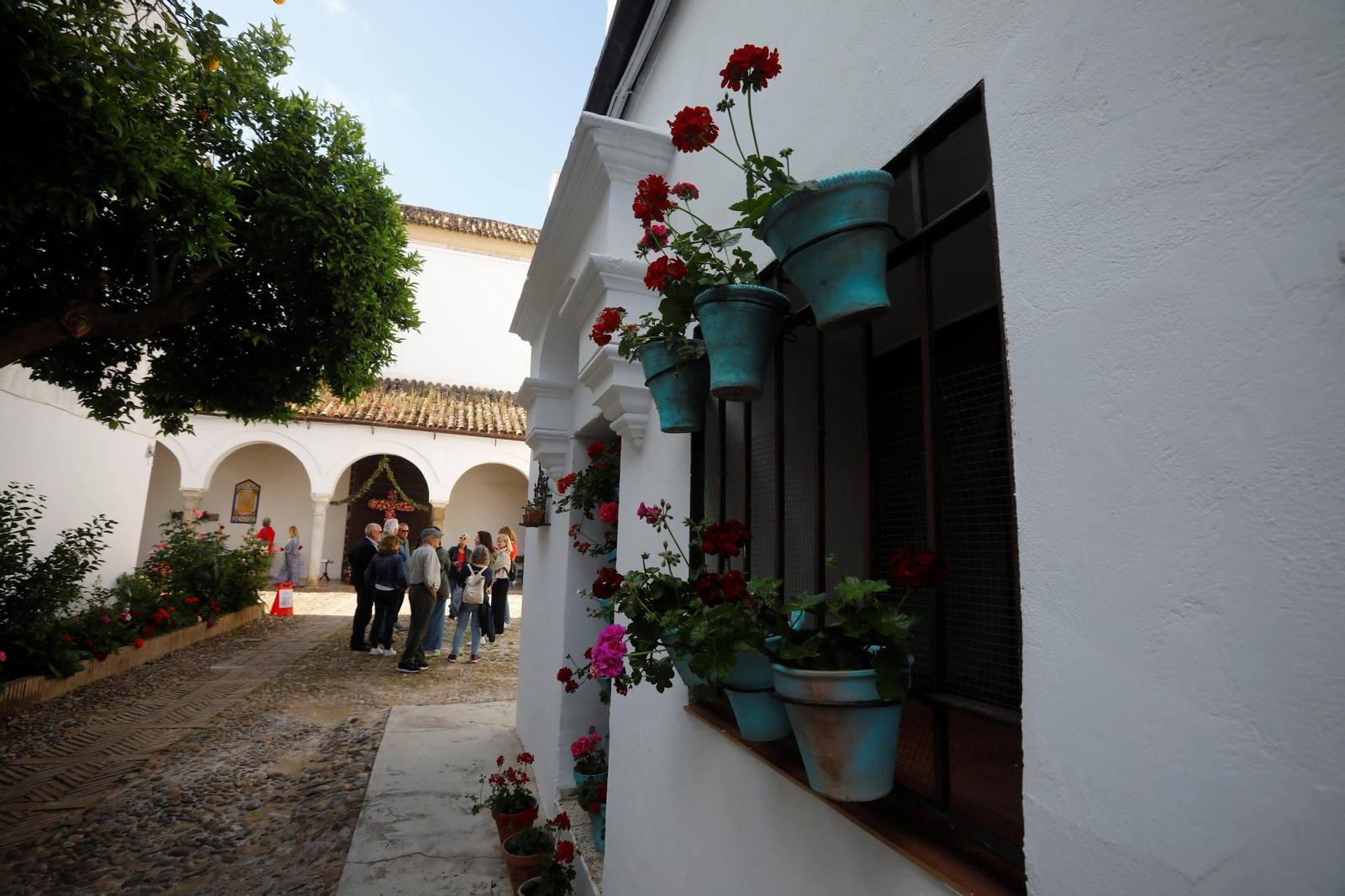 Patio del convento de las Clarisas de Santa Cruz.
