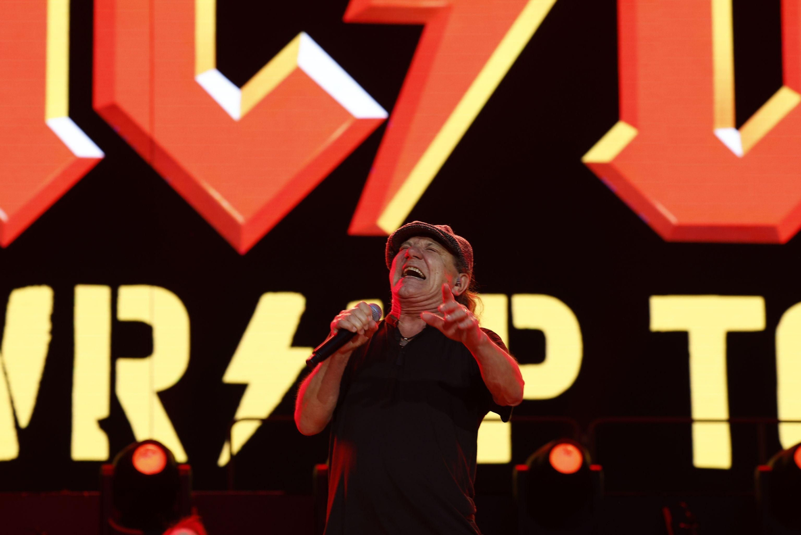 Las imágenes del primer concierto de AC/DC en Sevilla por su gira 'Power Up Tour 2024'