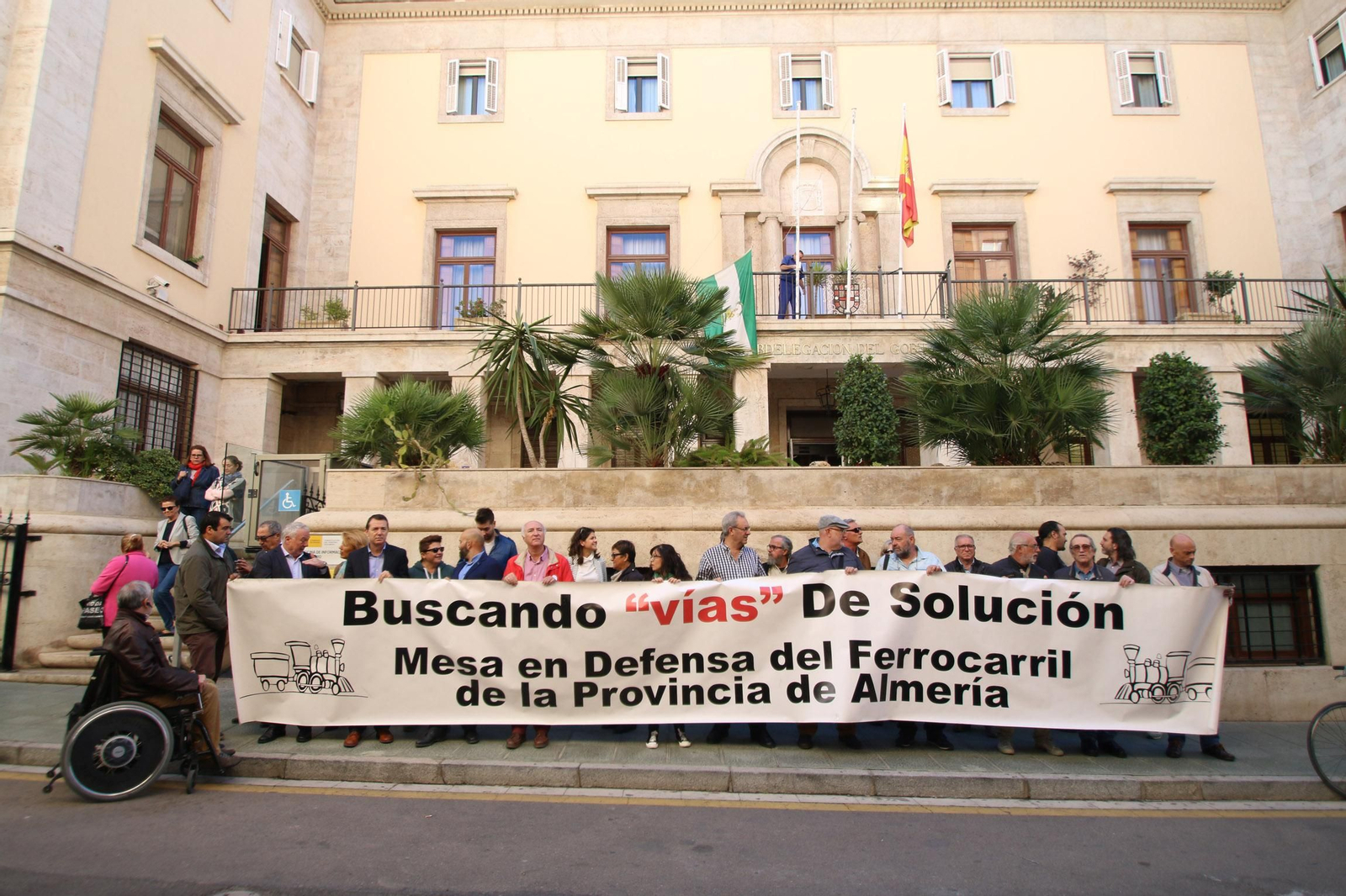 La Mesa del Ferrocarril convoca a los candidatos de Almería para conocer sus propuestas el próximo martes