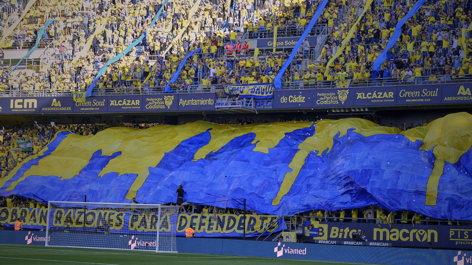 Ambiente  cadista durante el Cádiz CF - Real Madrid