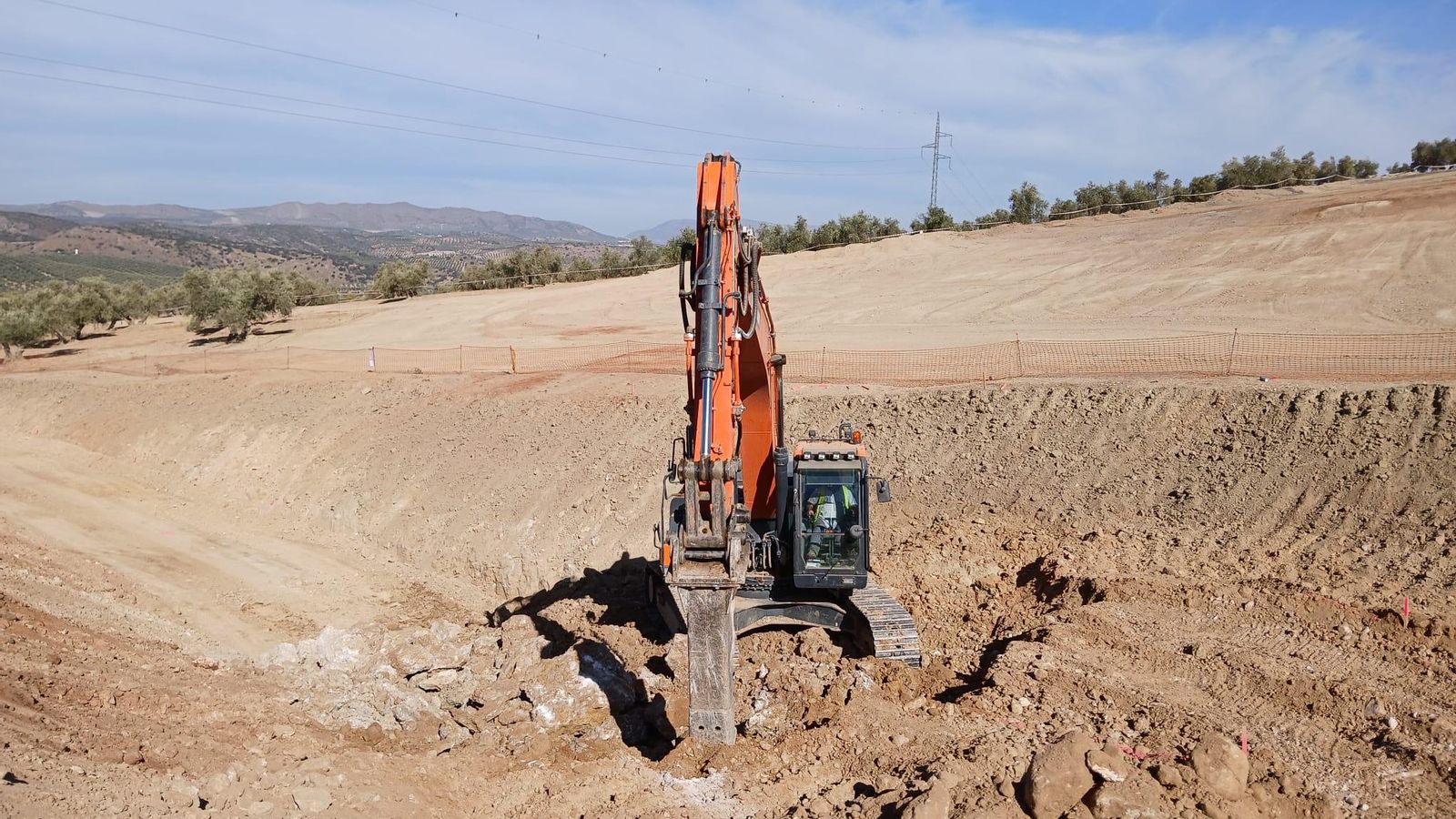 Obras de la Variante de Loja en el tramo de Riofrío