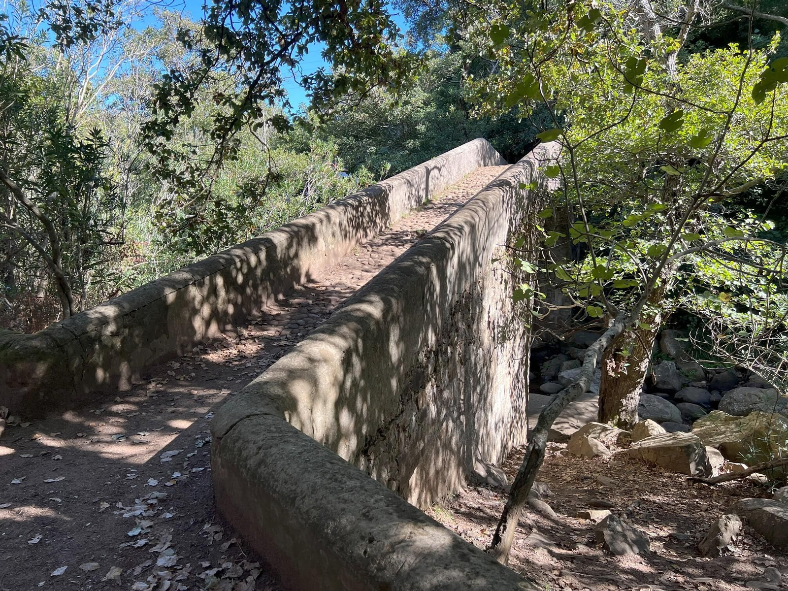 El puente de Escalona, en el Cobre El puente de Escalona, en el Cobre