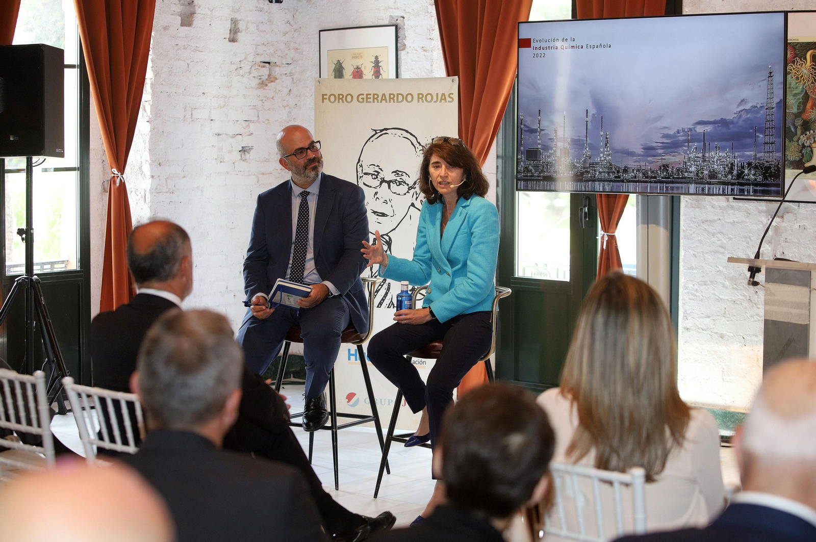 Imágenes del Foro Gerardo Rojas con Teresa Rasero como conferenciante