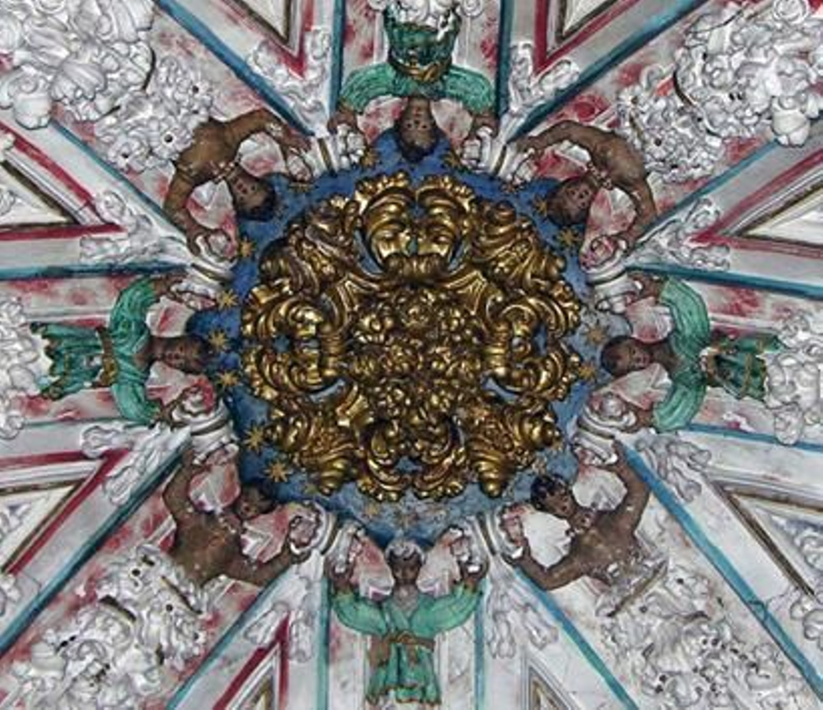 Detalle del santuario de Nuestra Señora de la Reina de los Ángeles, en Jimena.