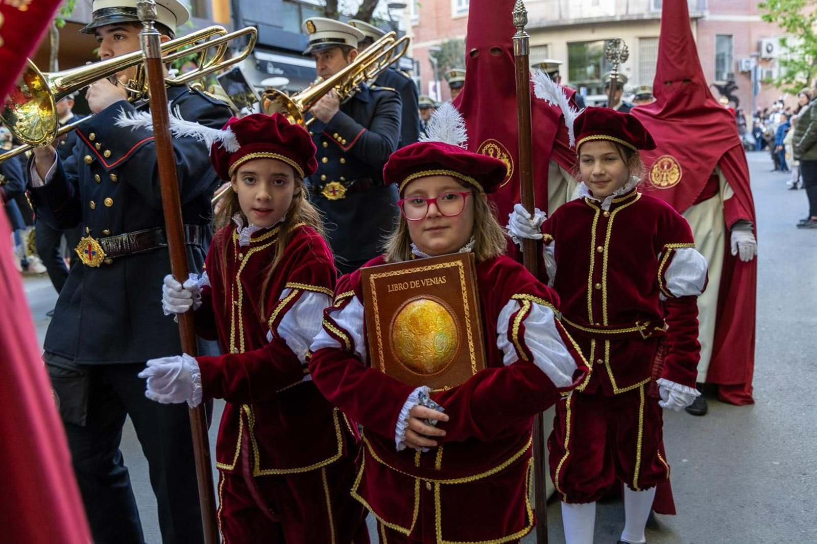 Los jiennenses se entregan a una tarde de Amor, Perdón y Esperanza.