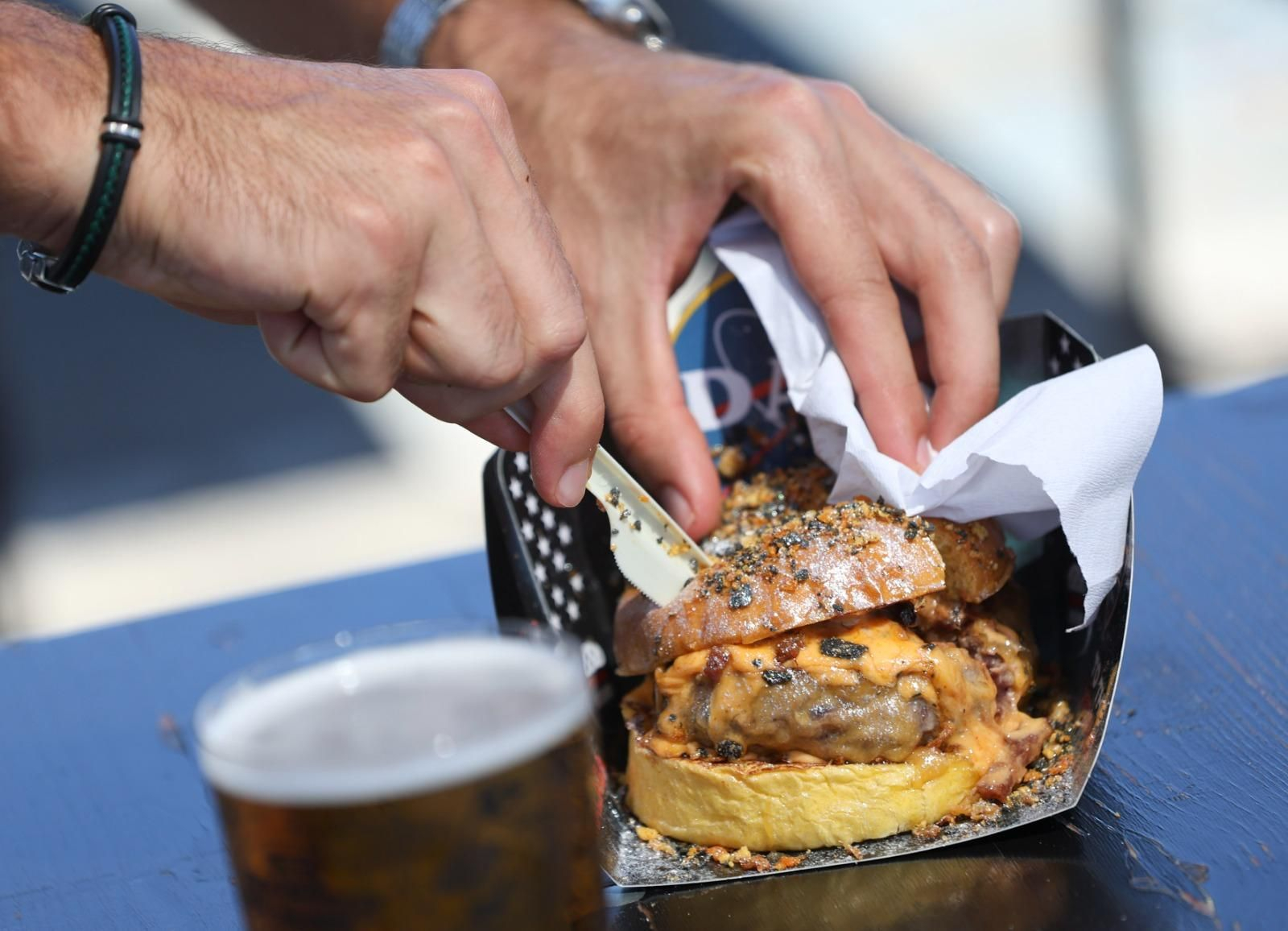 The Champions Burger arranca en Málaga, en imágenes