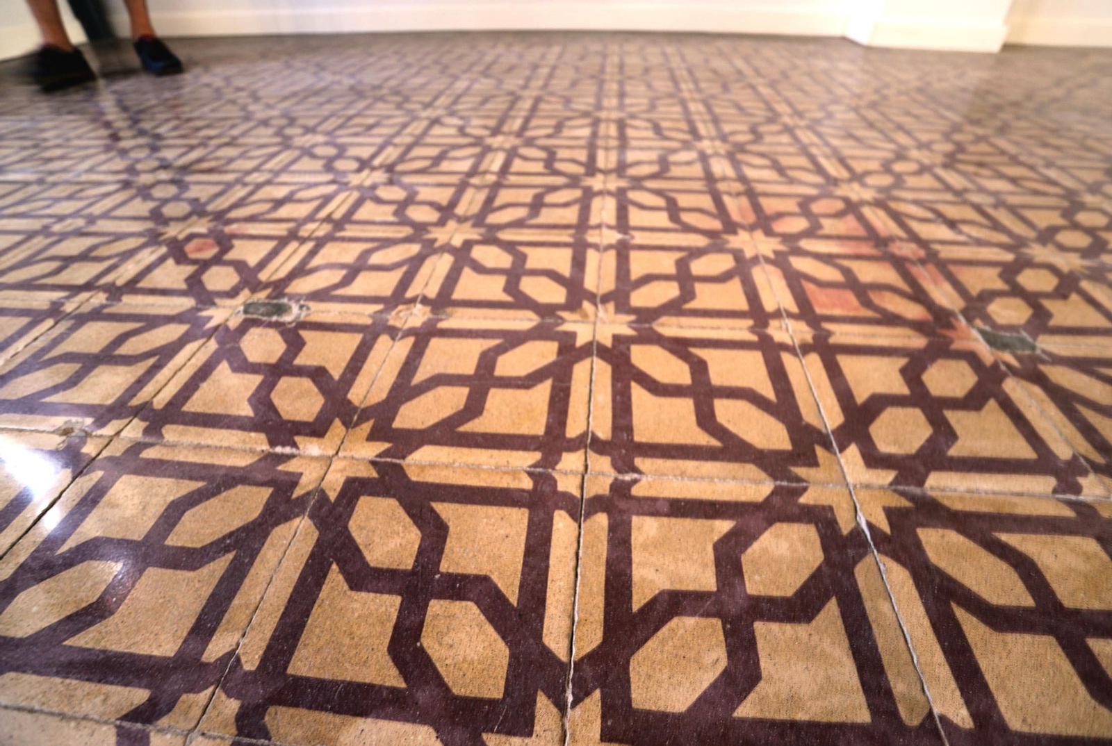 Imágenes de la restauración realizada en la antigua papelería inglesa