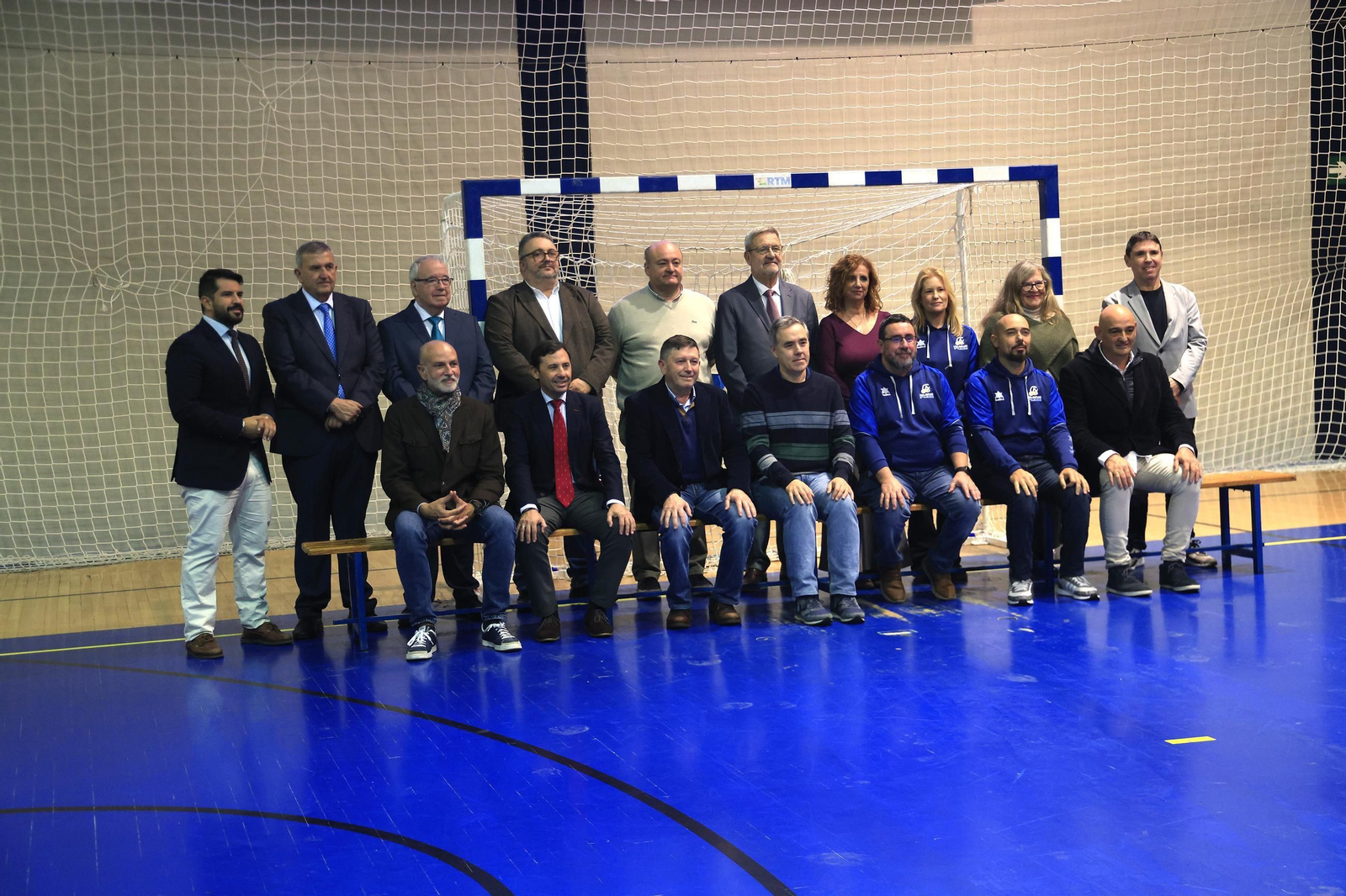 Las fotos de familia del Club Balonmano Ciudad de Algeciras 2025-26