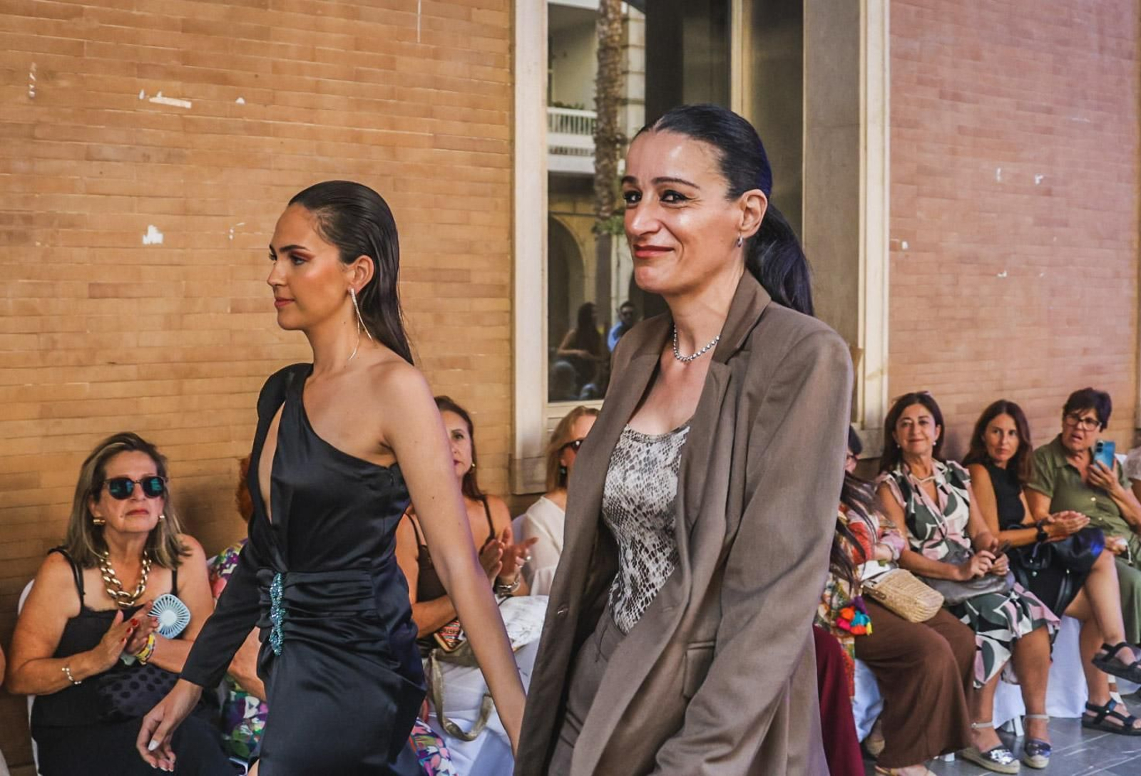 Imágenes de la pasarela 'Huelva Provincia de Moda'