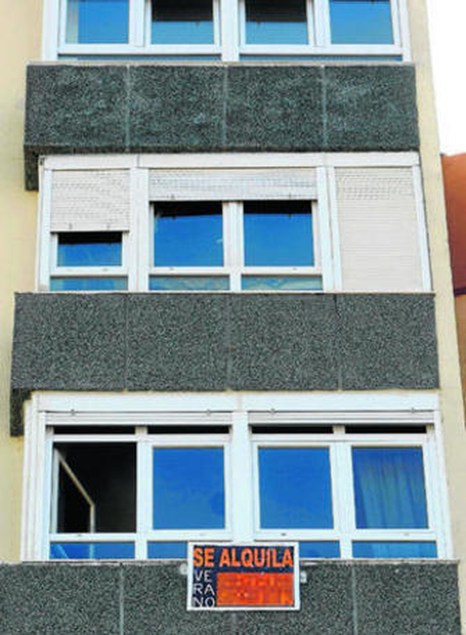 Una vivienda en alquiler en el Paseo Marítimo de la capital gaditana.