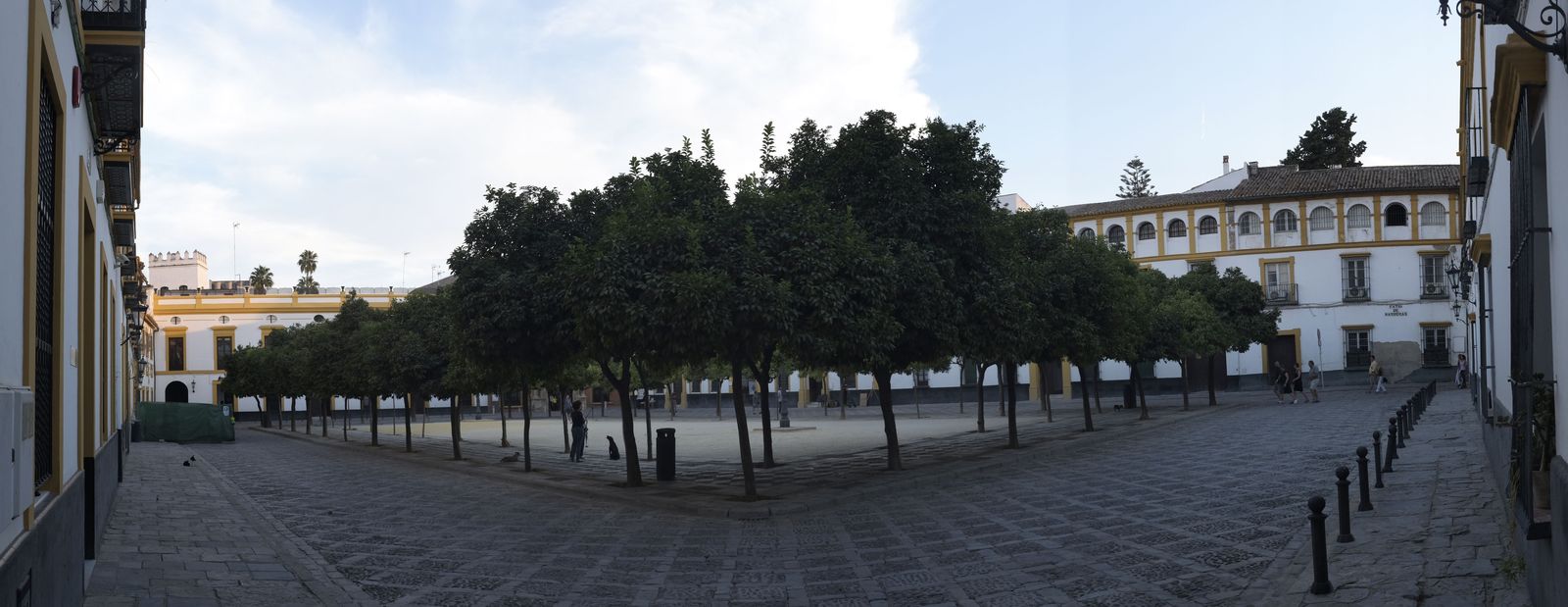 Panoramica del Patio de Banderas.