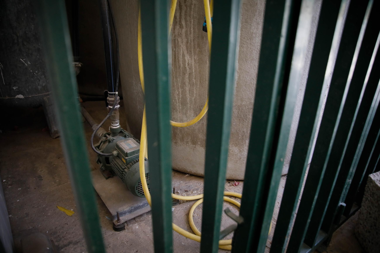 Imágenes de las quejas vecinales ante los cortes de luz en el barrio de pescadería