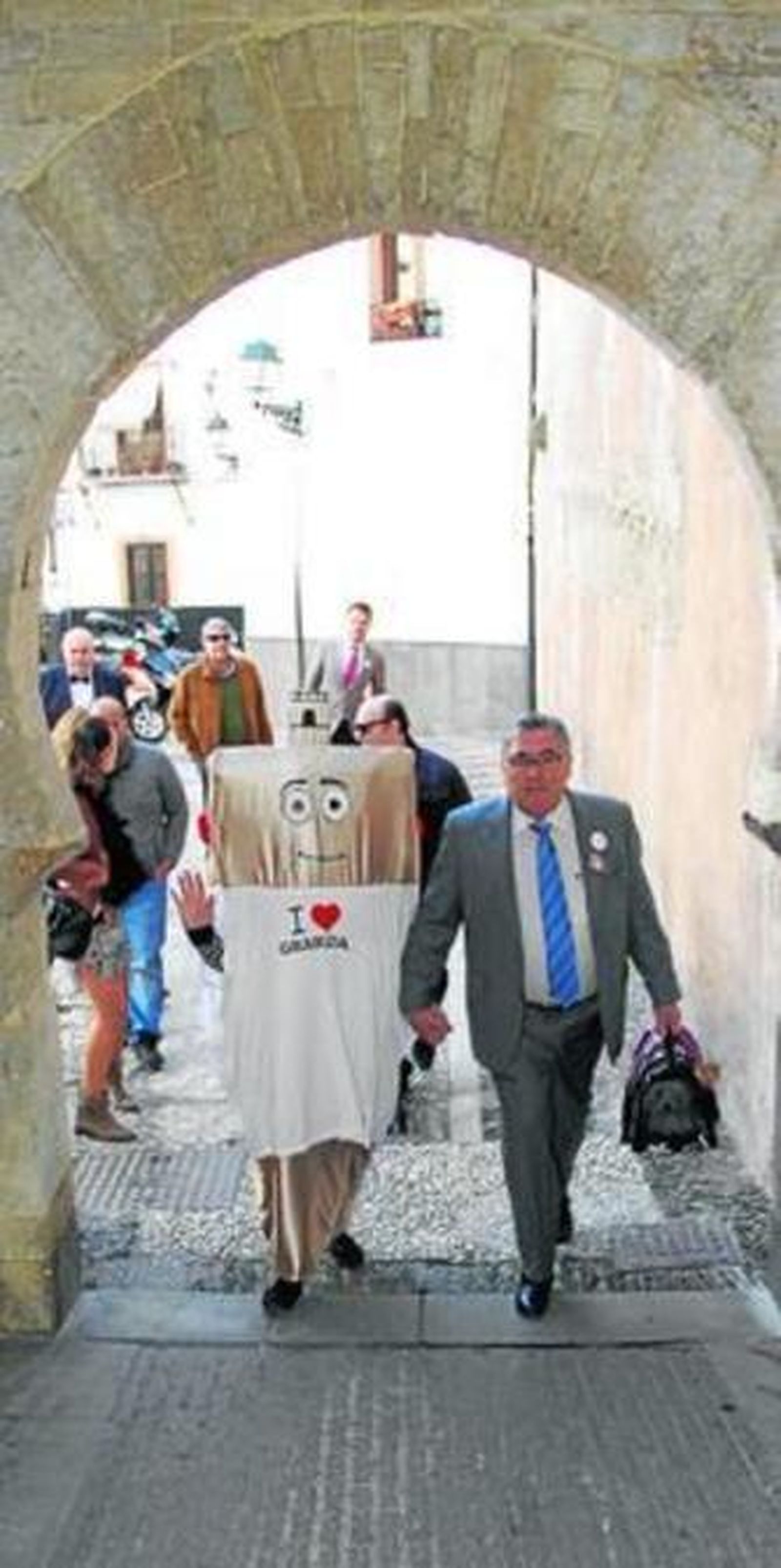 Granada se visita con un dado