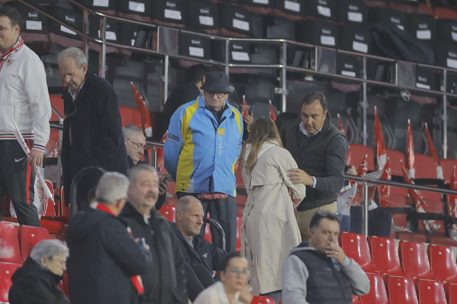 Búscate en las fotos del Sevilla Fc- PSV