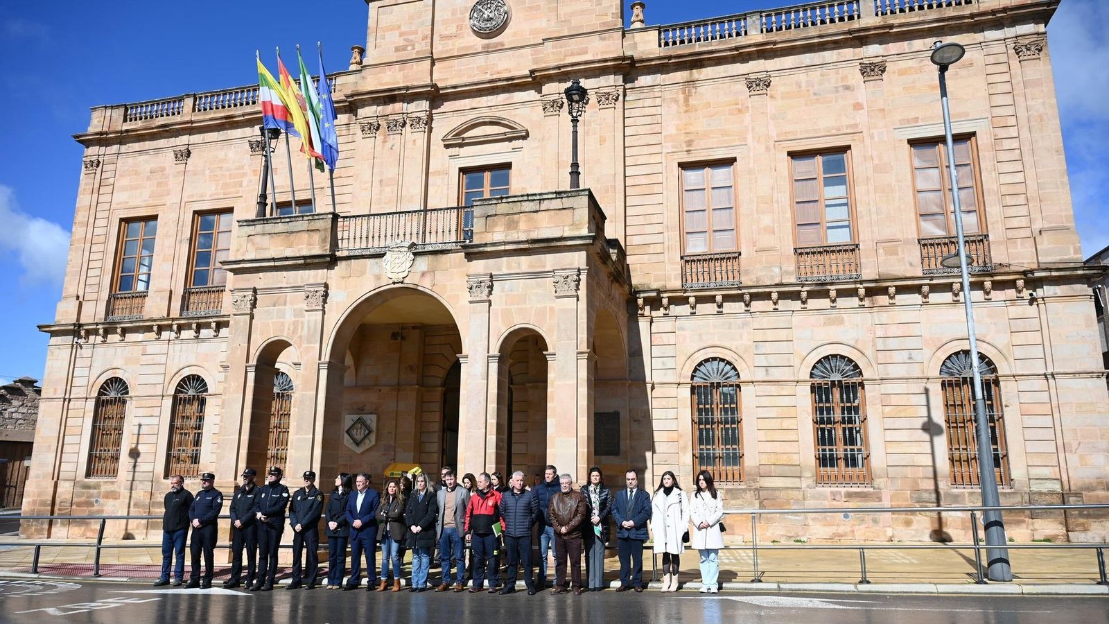 Concentración en Linares.