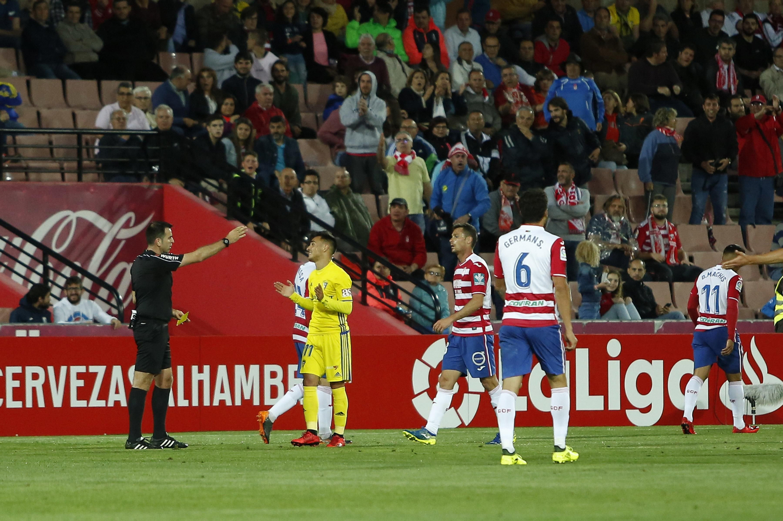El Granada CF-Cádiz CF, en imágenes
