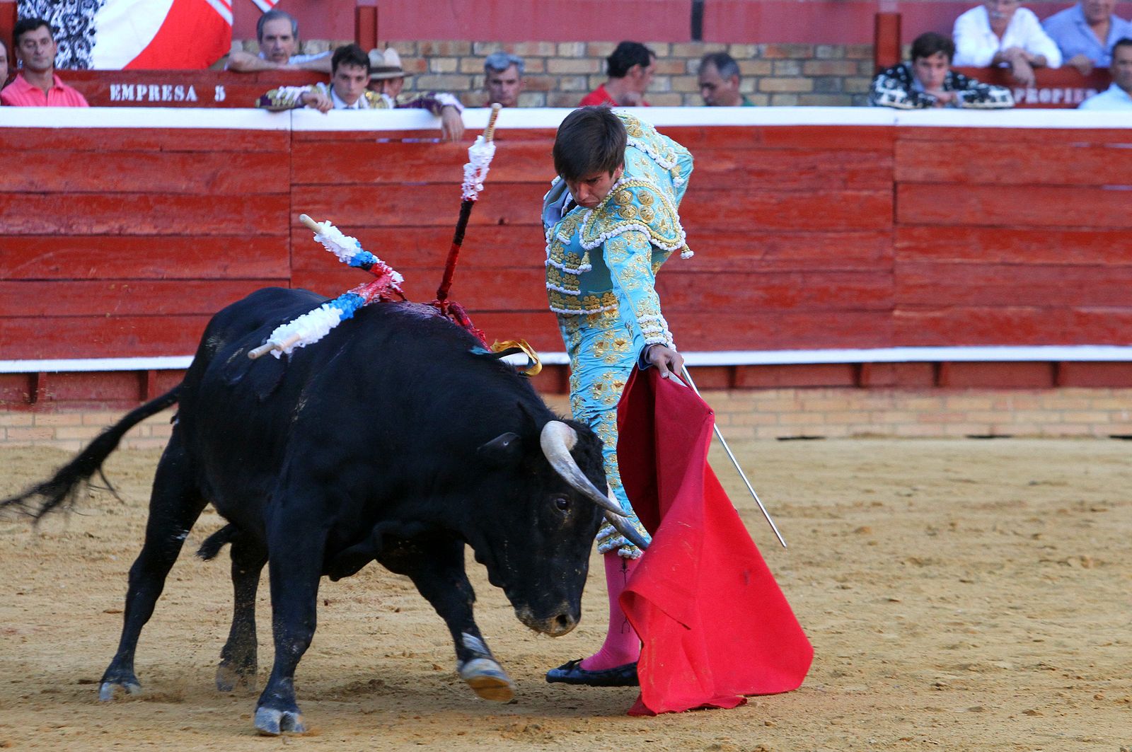 Imágenes de la Novillada de Rafael Serna, Emilio Silvera y Rodrigo Molina.