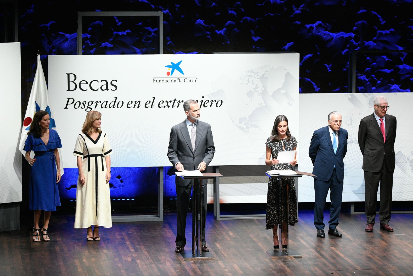 Los Reyes presidente la entrega de las becas de la Fundación La Caixa.